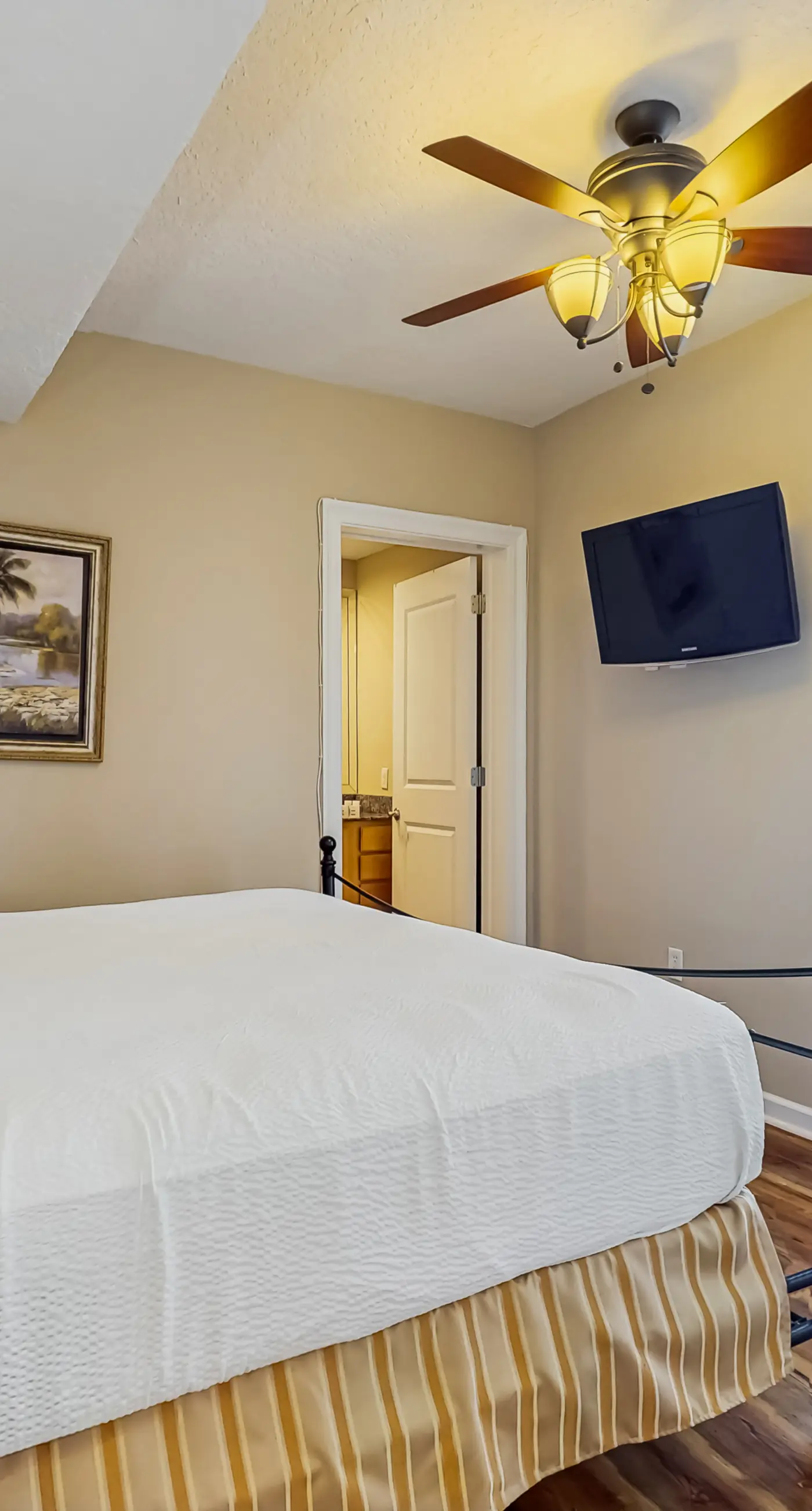 Gulf-Front Condo with Shared Outdoor Pool, Private Balcony, Great Views, Central AC