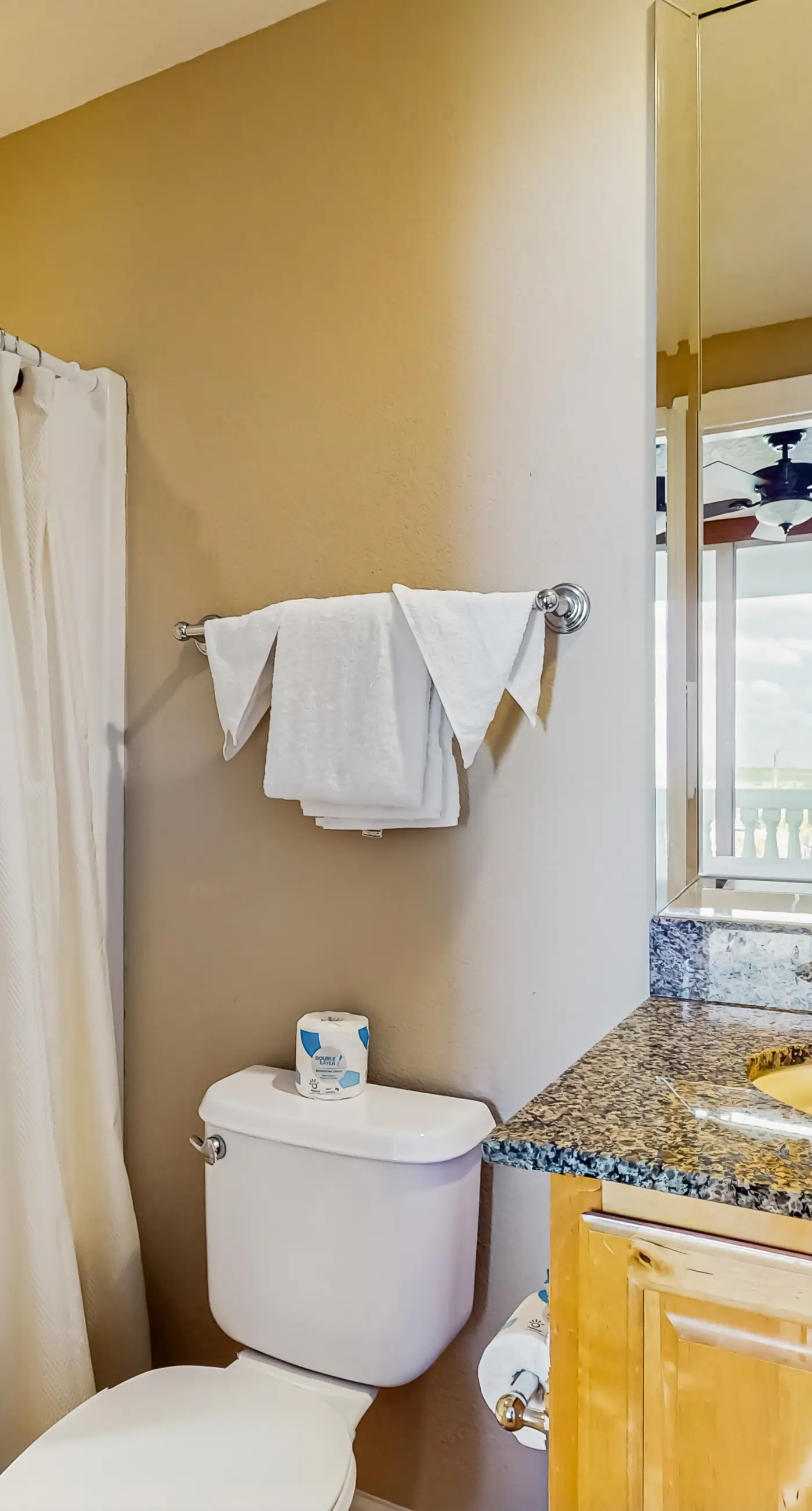 Gulf-Front Condo with Shared Outdoor Pool, Private Balcony, Great Views, Central AC