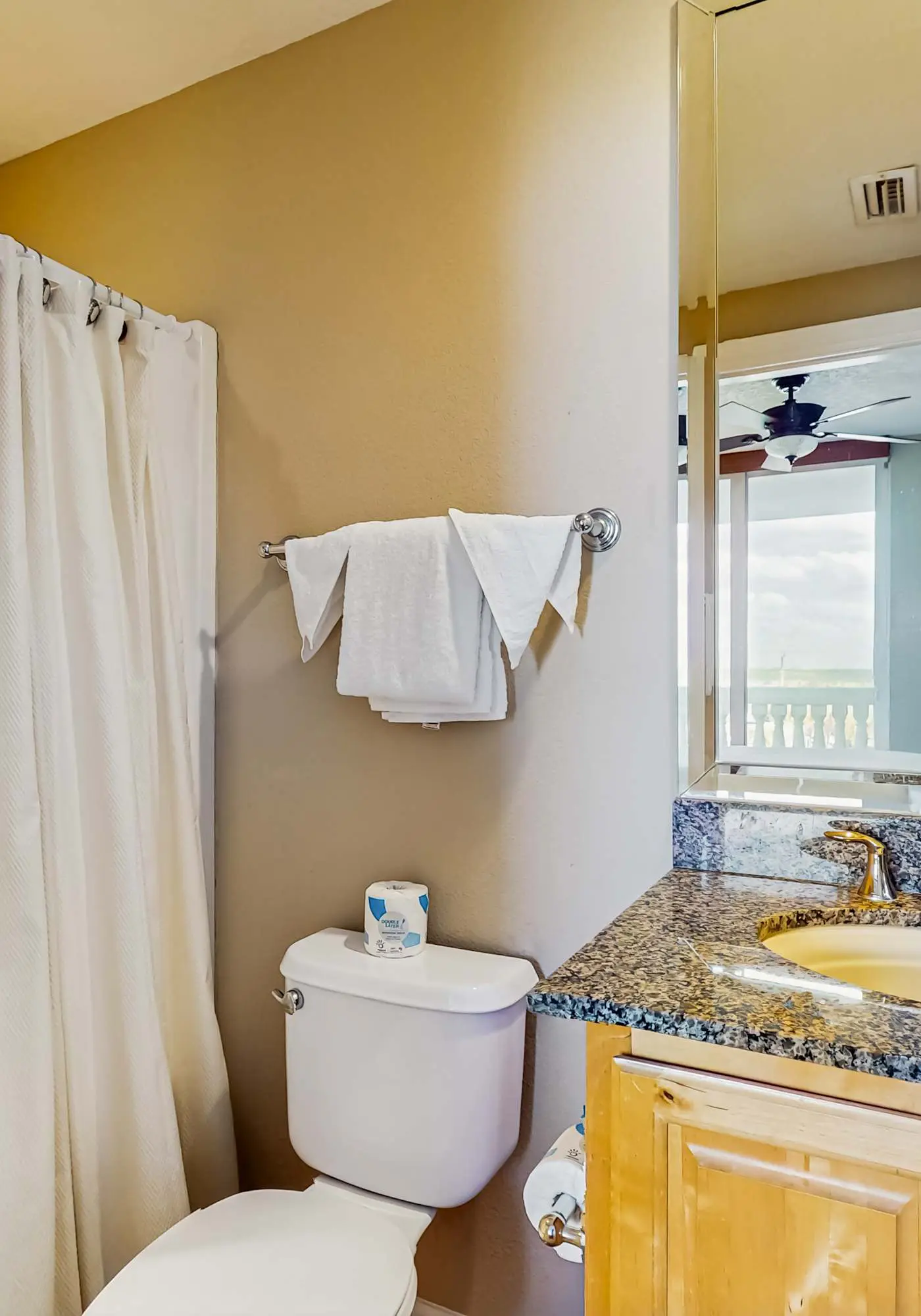Gulf-Front Condo with Shared Outdoor Pool, Private Balcony, Great Views, Central AC
