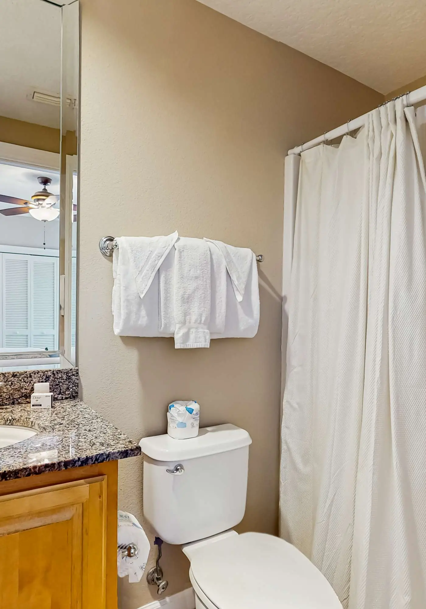 Gulf-Front Condo with Shared Outdoor Pool, Private Balcony, Great Views, Central AC