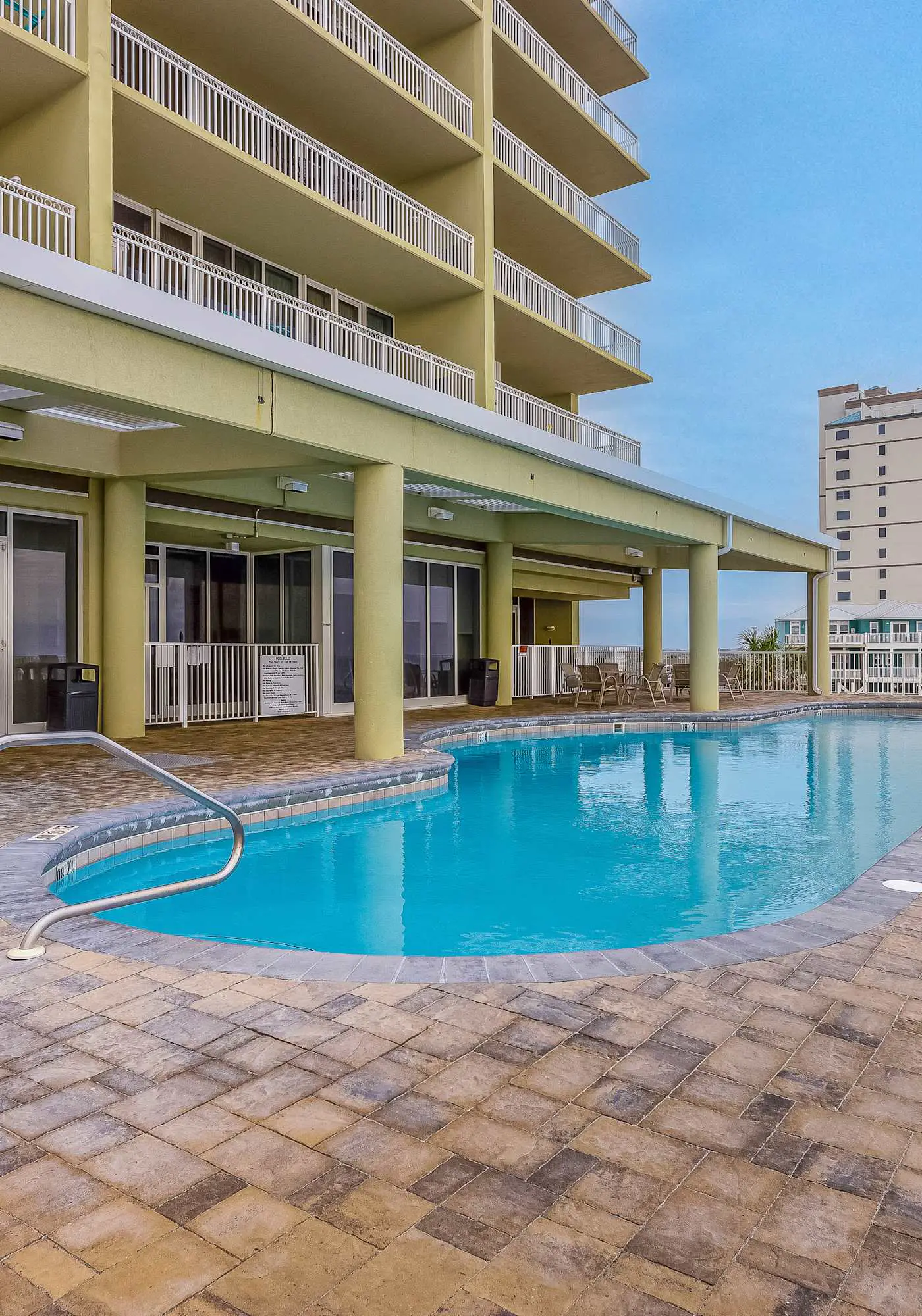 Gulf-Front Condo with Shared Outdoor Pool, Private Balcony, Great Views, Central AC