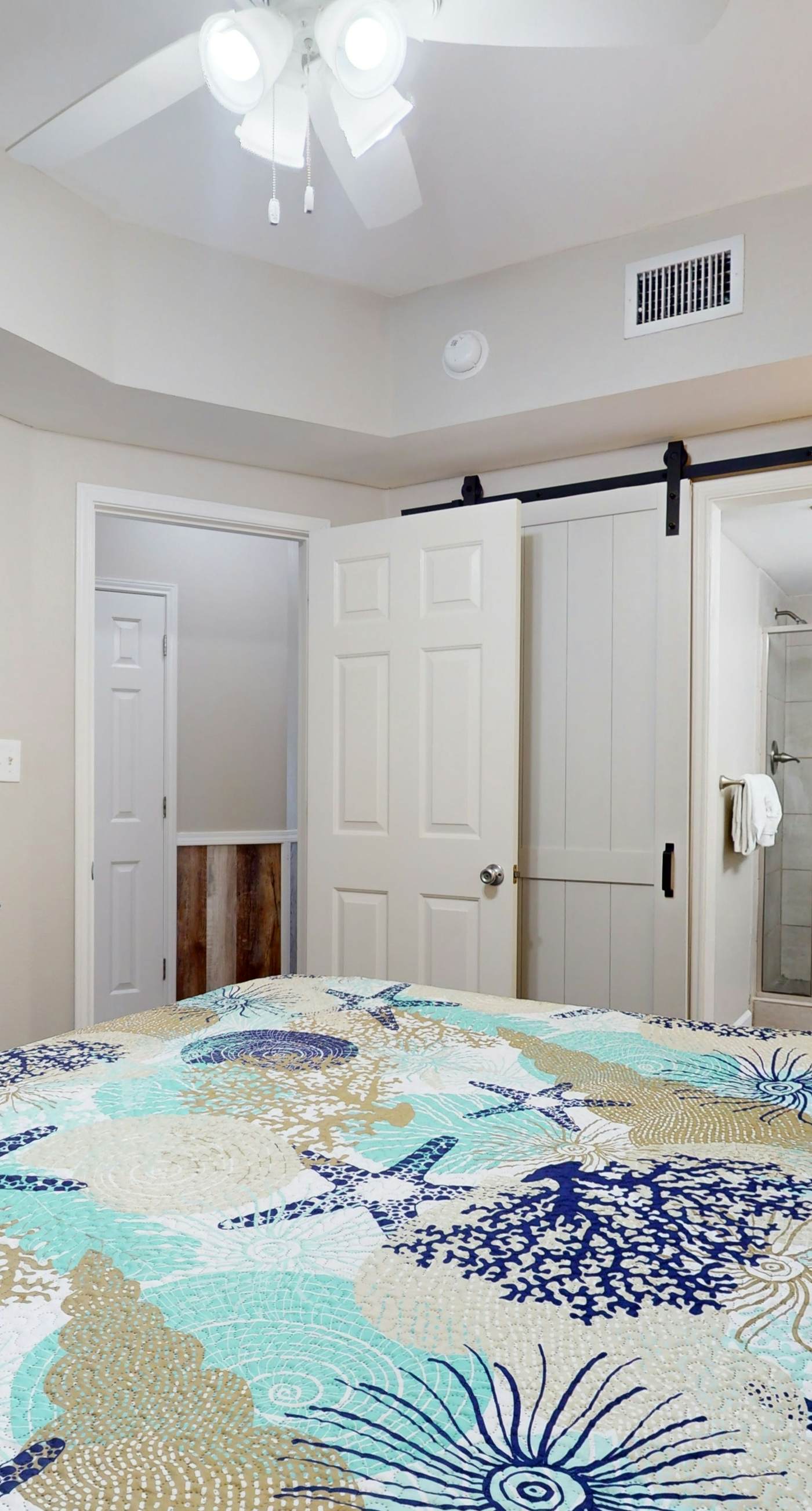 Delightful beachfront condo w/ a furnished balcony, views, & a shared pool