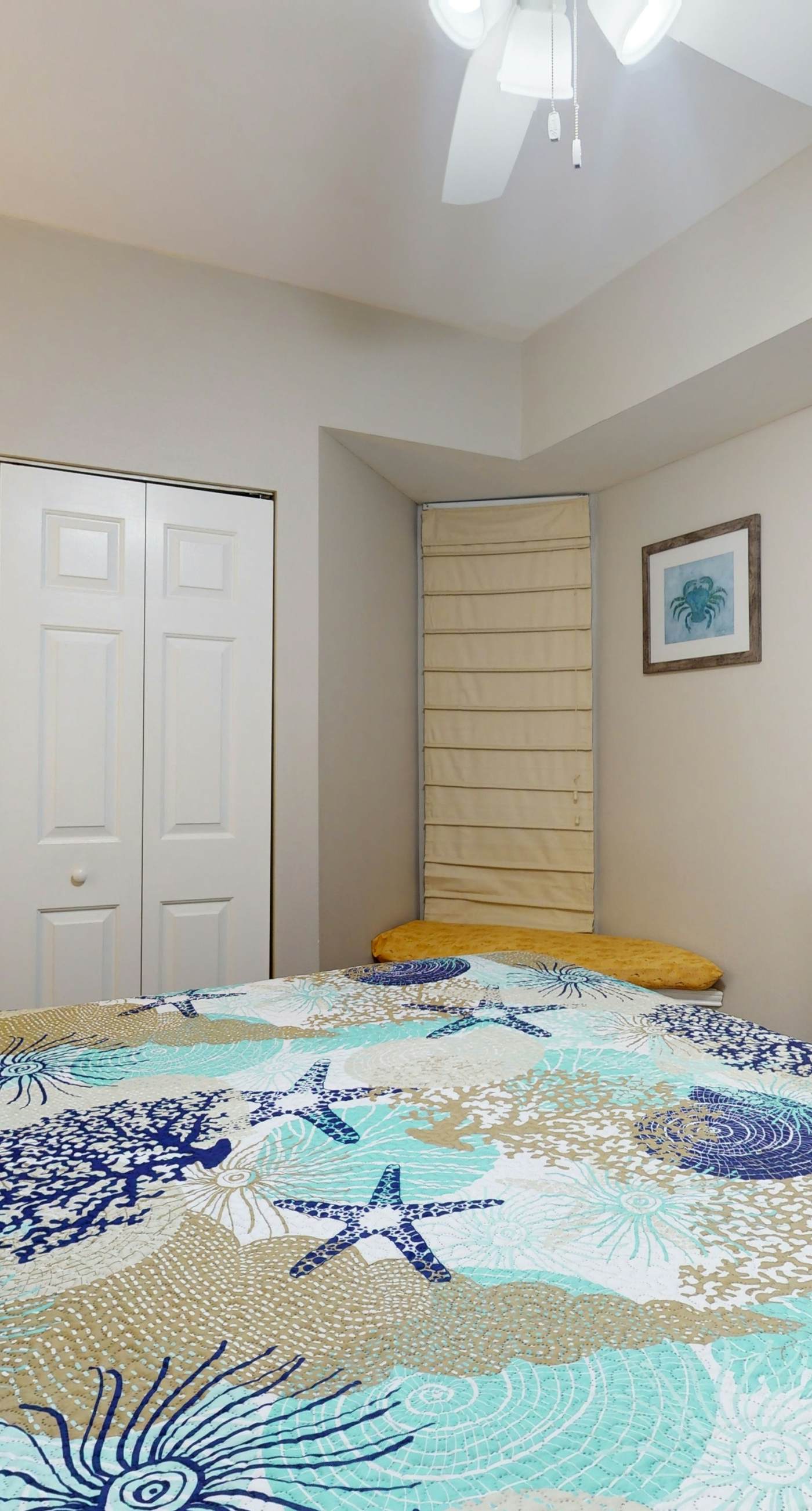 Delightful beachfront condo w/ a furnished balcony, views, & a shared pool