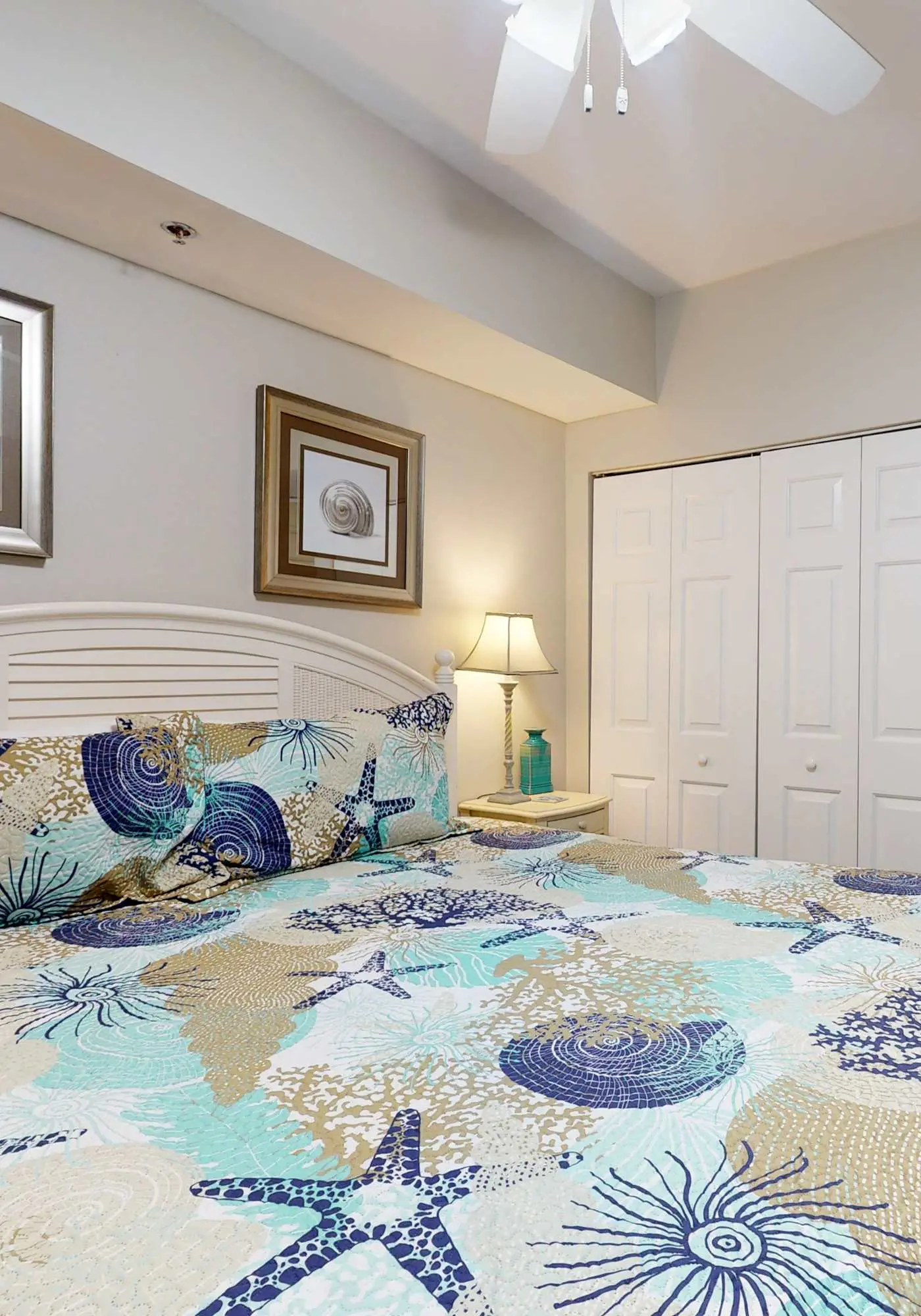 Delightful beachfront condo w/ a furnished balcony, views, & a shared pool