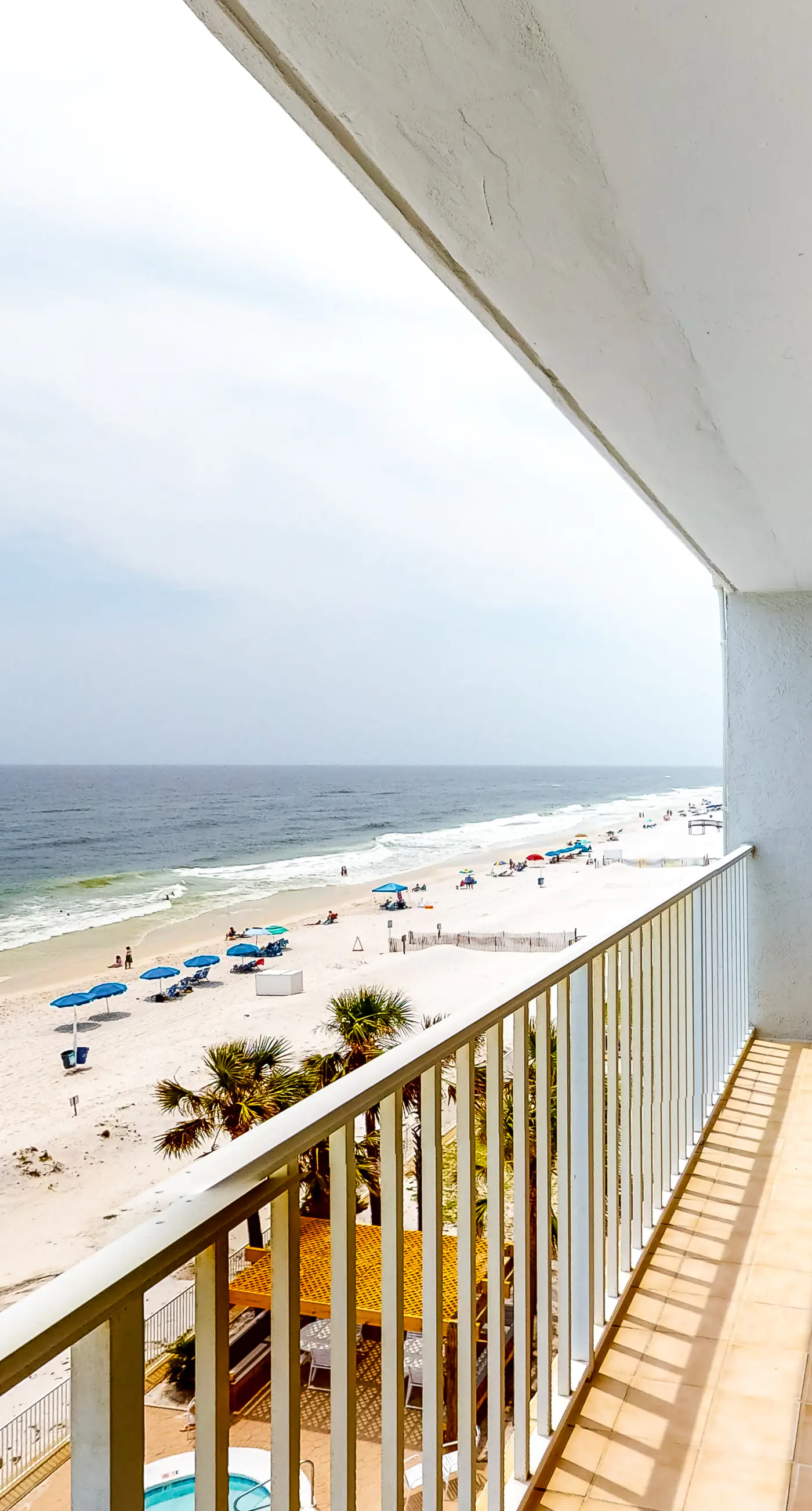Sunny Beachfront Condo w Free WiFi, Furnished Balcony, Shared Pool