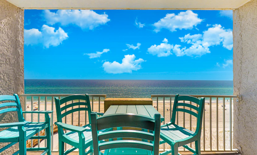 Tropical Winds beachfront beauty with pool, balcony, grills - close to beach