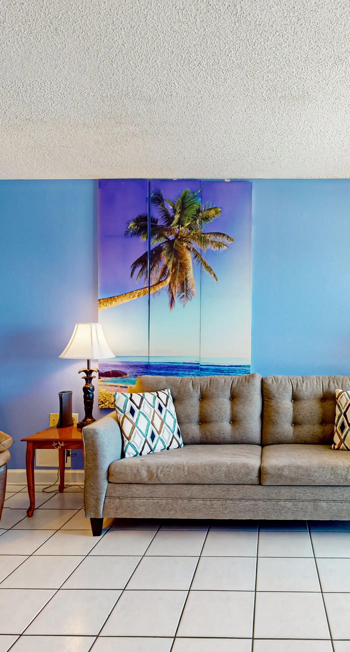 Clearwater condo with bunk room, pool, & balcony - walk to waves