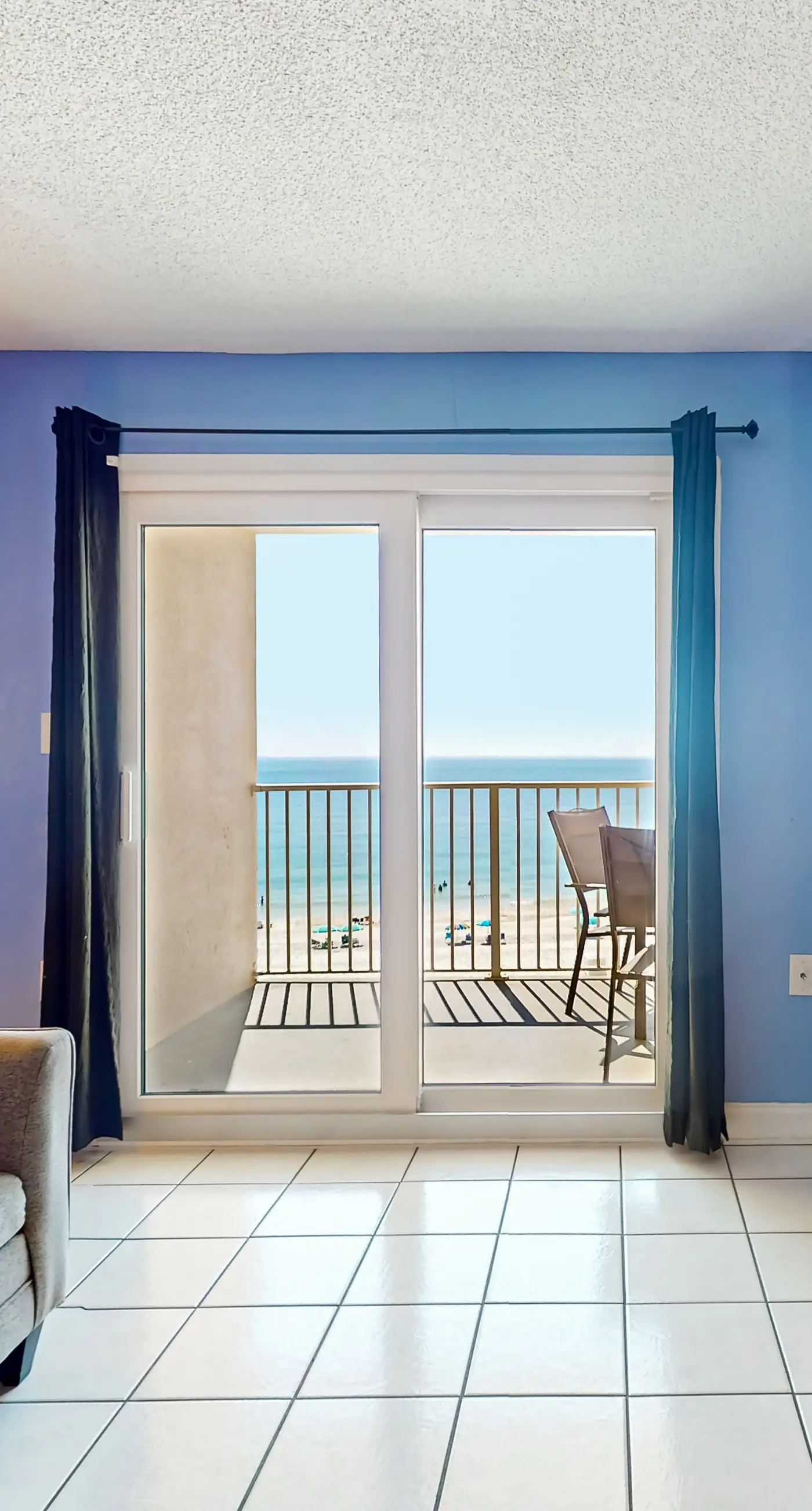 Clearwater condo with bunk room, pool, & balcony - walk to waves