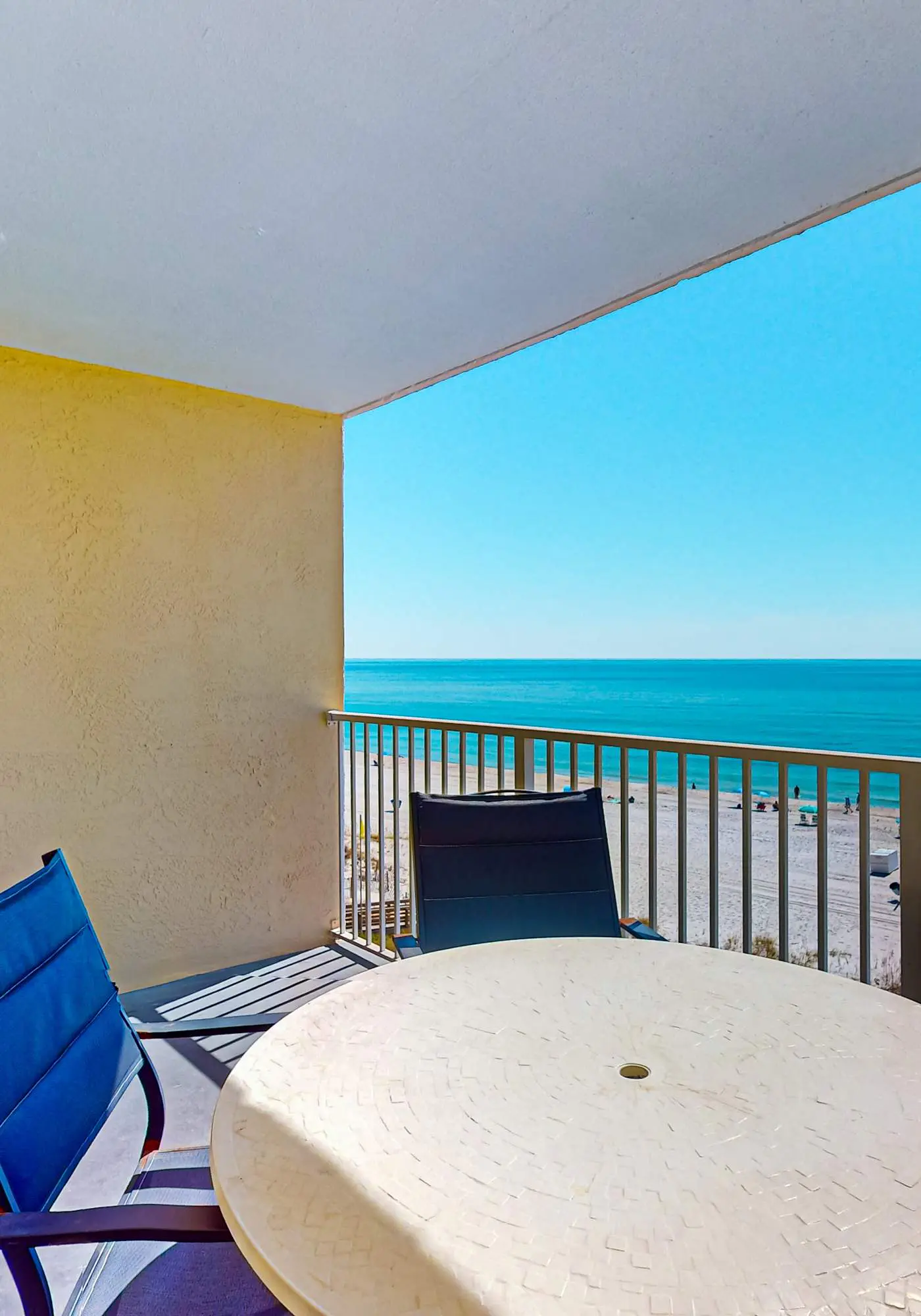Clearwater condo with bunk room, pool, & balcony - walk to waves