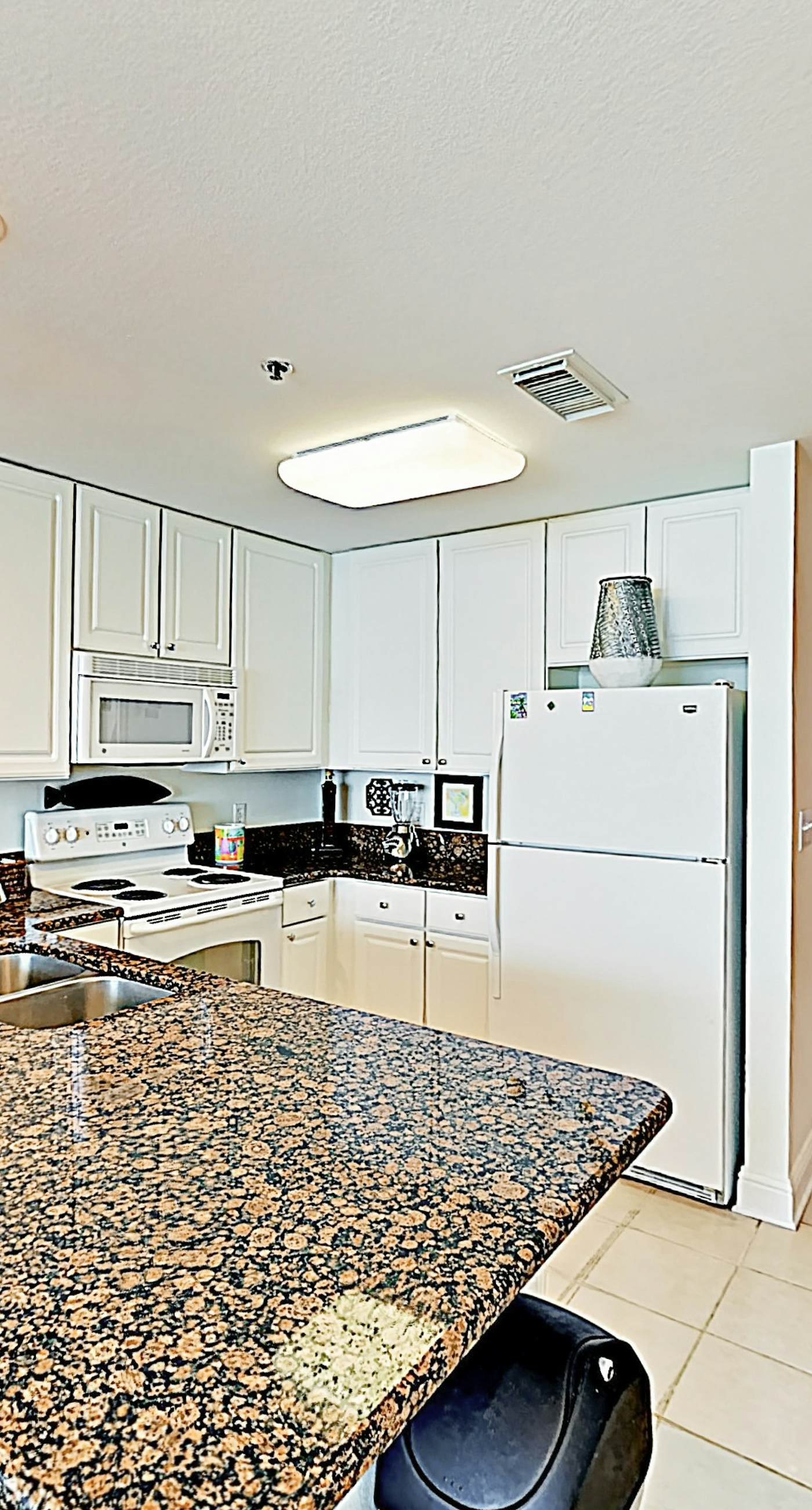 Gulfside Condo at The Lighthouse w/ Pools, Hot Tubs & Direct Beach Access