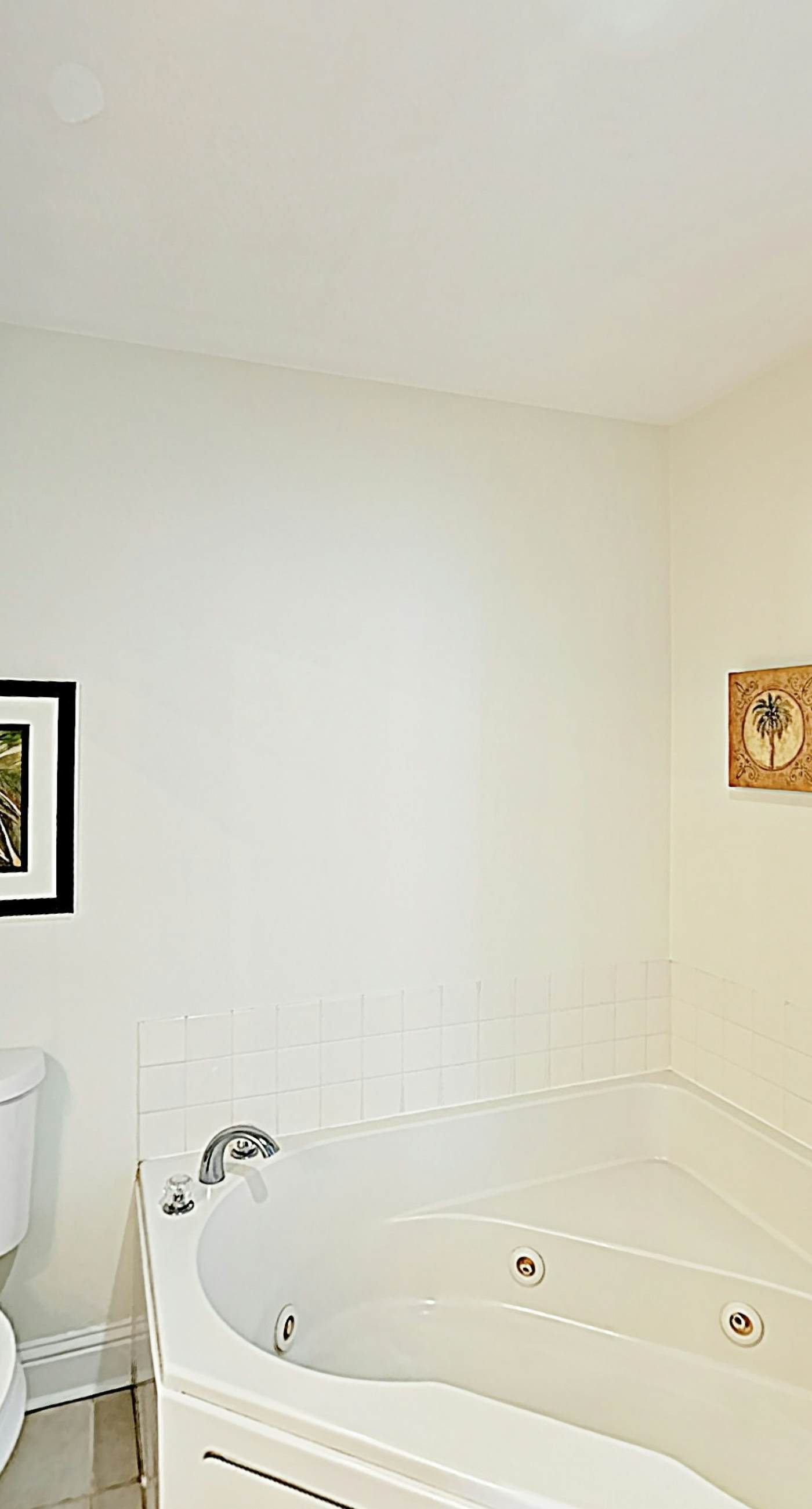 Gulfside Condo at The Lighthouse w/ Pools, Hot Tubs & Direct Beach Access