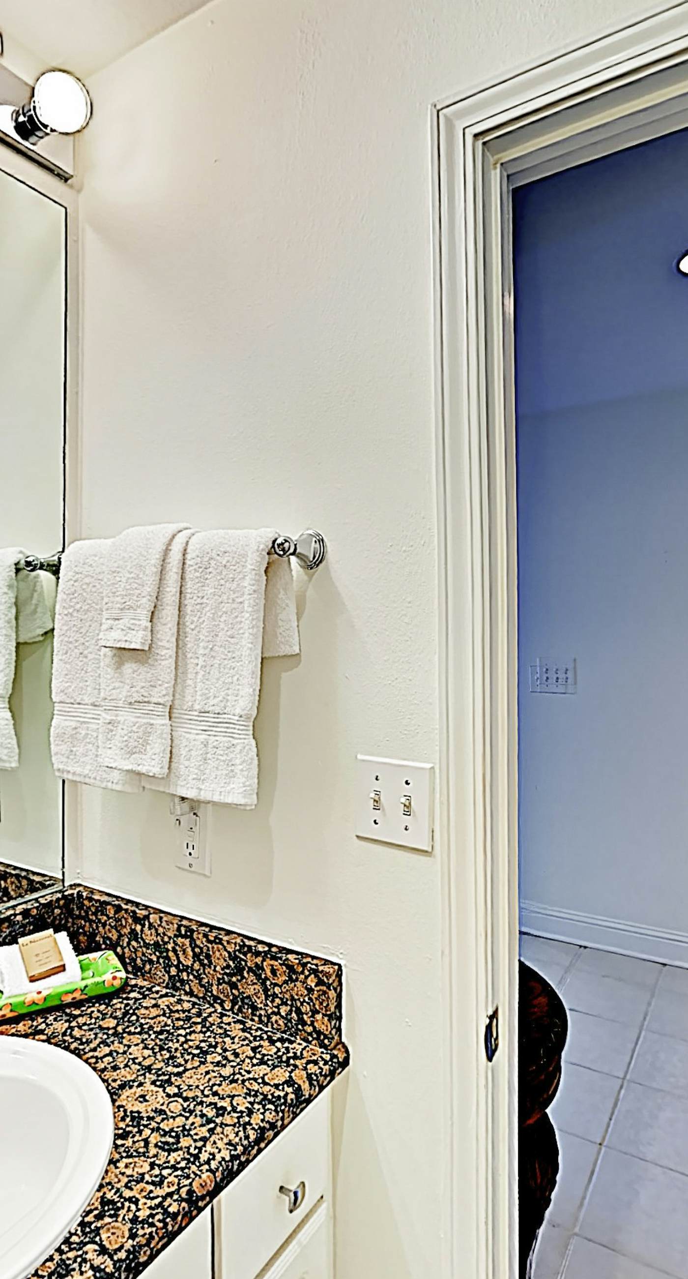 Gulfside Condo at The Lighthouse w/ Pools, Hot Tubs & Direct Beach Access