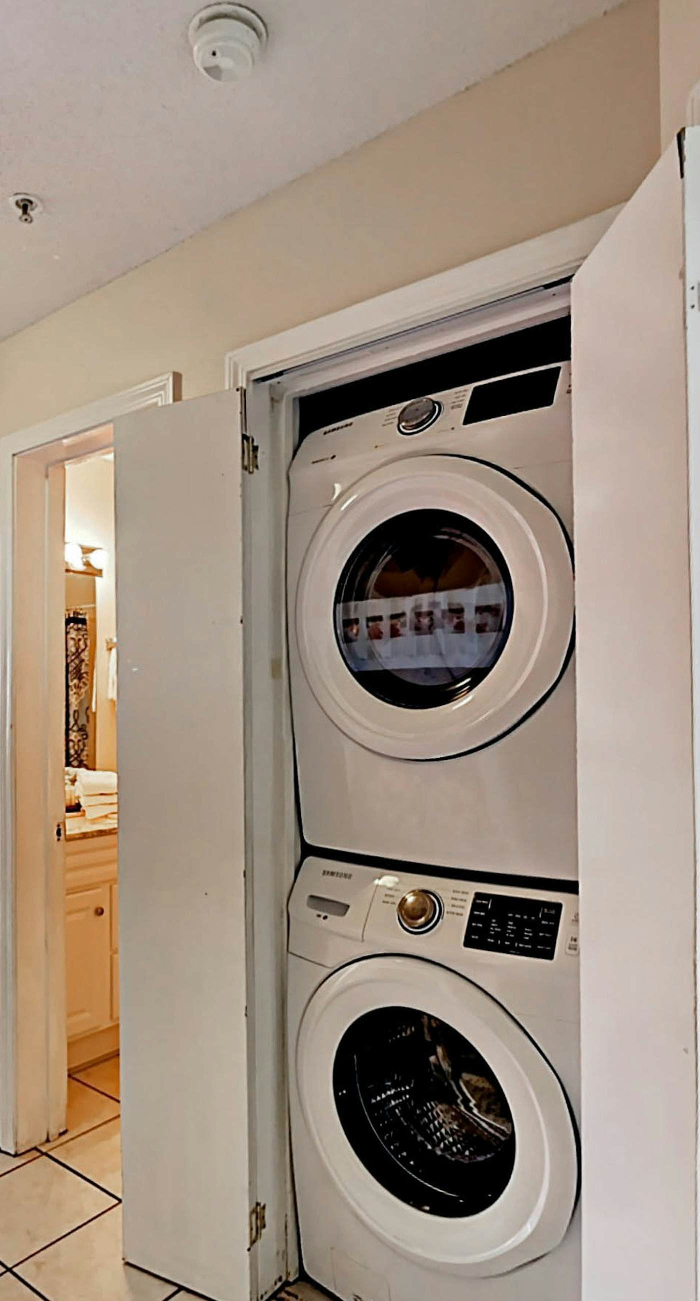 Direct Gulf Front Condo with Resort Pools & Hot Tubs - Steps to Beach