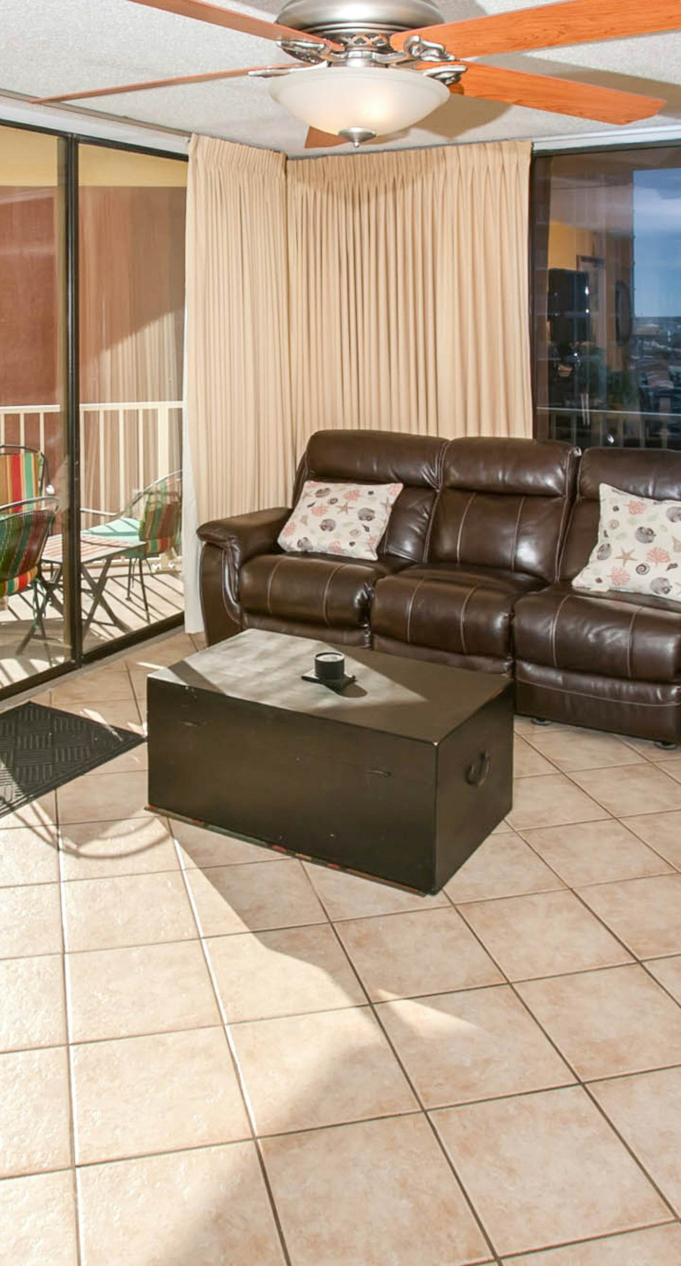 Beachfront Condo, Private 6th-Floor Balcony, Gulf Views, Pool, Sundeck