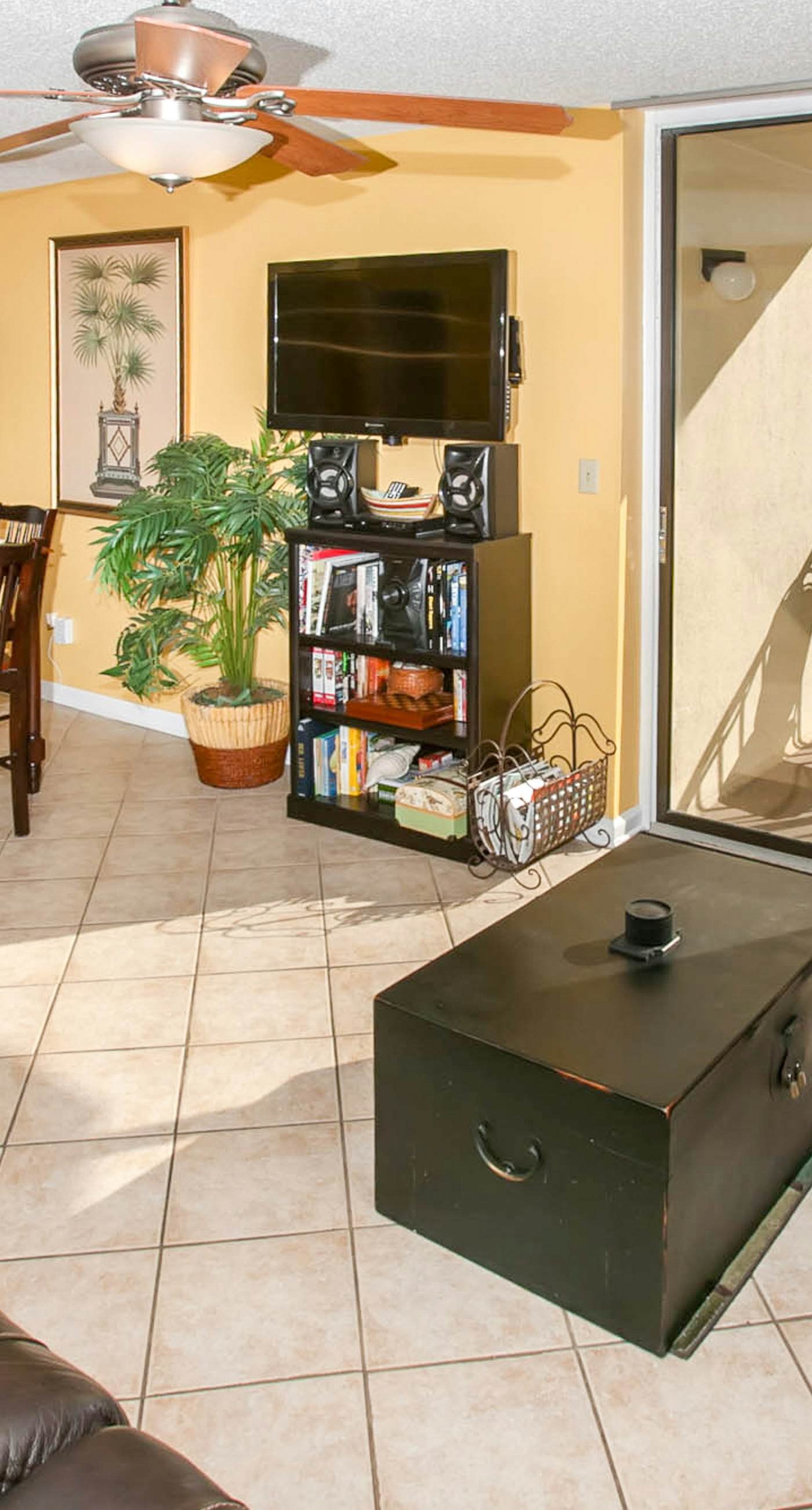 Beachfront Condo, Private 6th-Floor Balcony, Gulf Views, Pool, Sundeck