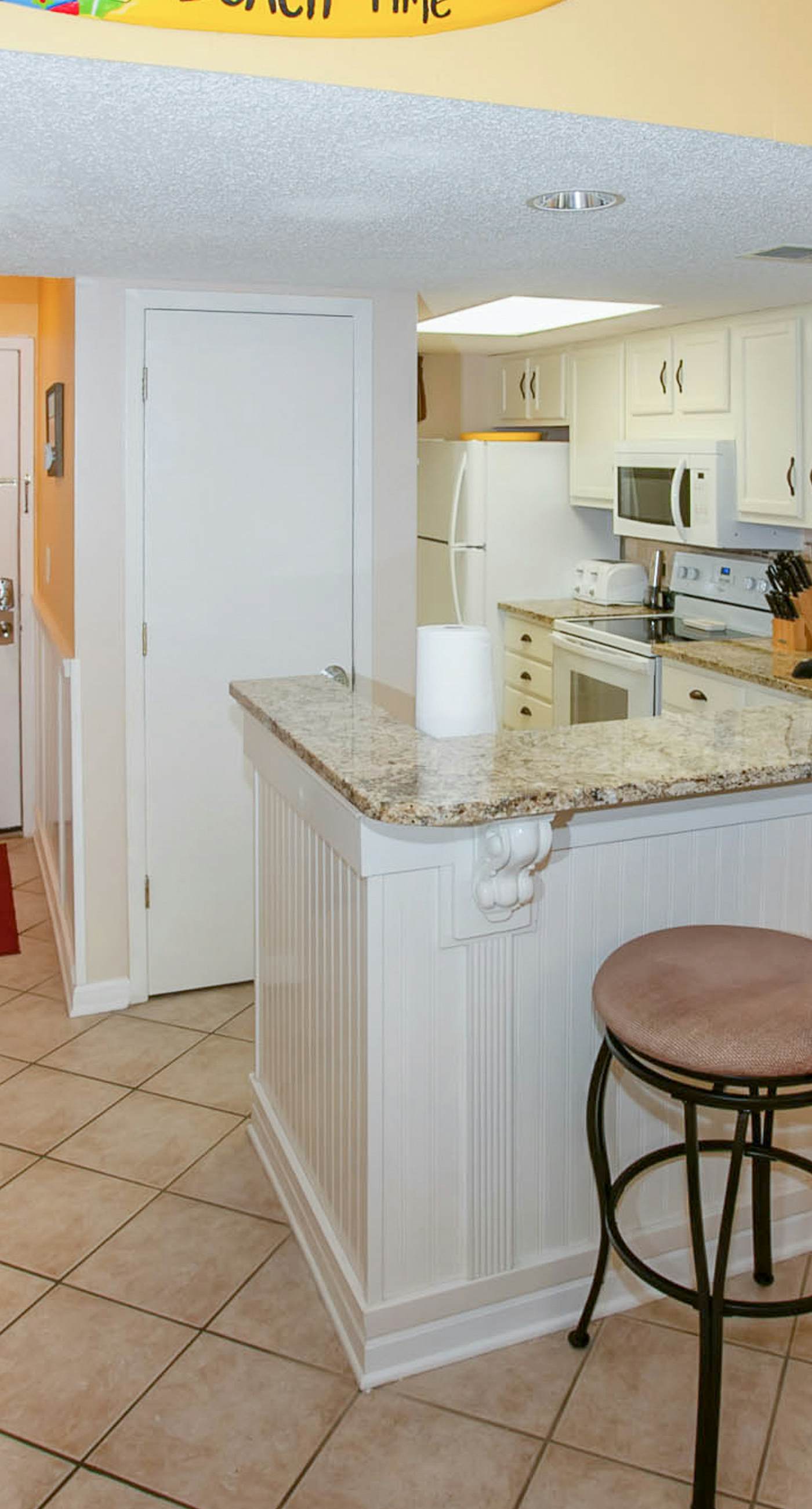 Beachfront Condo, Private 6th-Floor Balcony, Gulf Views, Pool, Sundeck