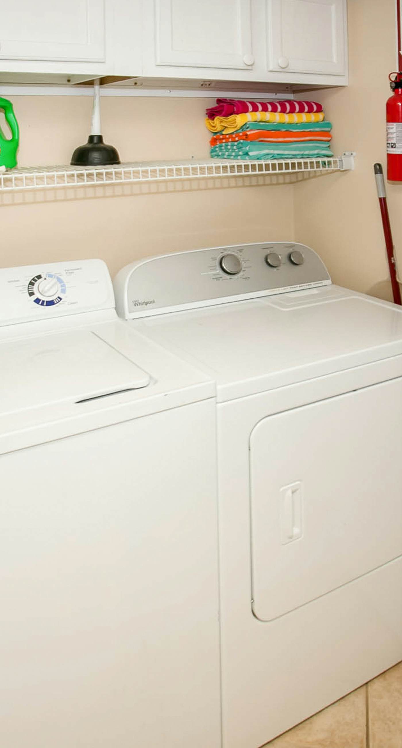 Beachfront Condo, Private 6th-Floor Balcony, Gulf Views, Pool, Sundeck