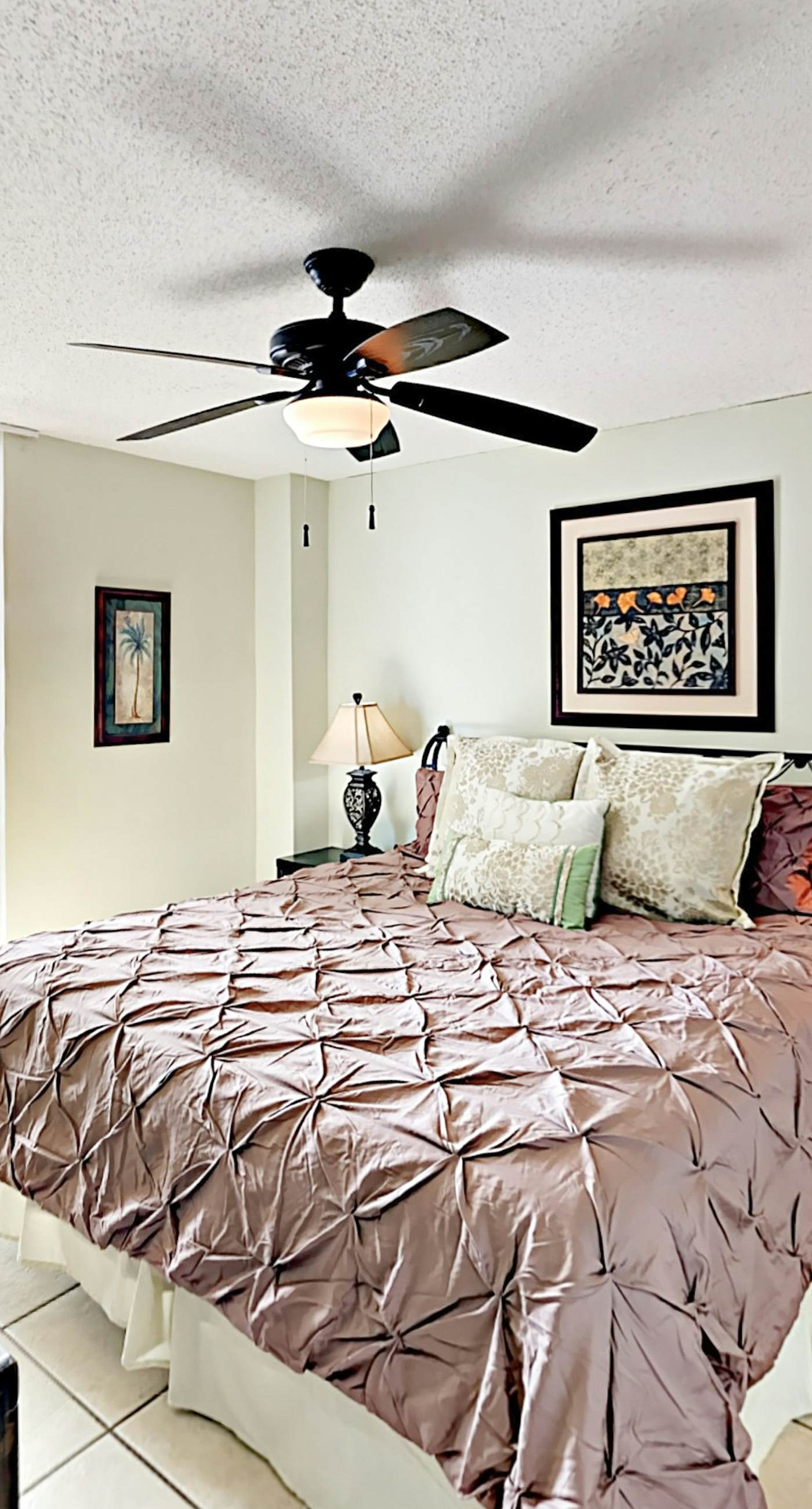 Beachfront Condo, Private 6th-Floor Balcony, Gulf Views, Pool, Sundeck