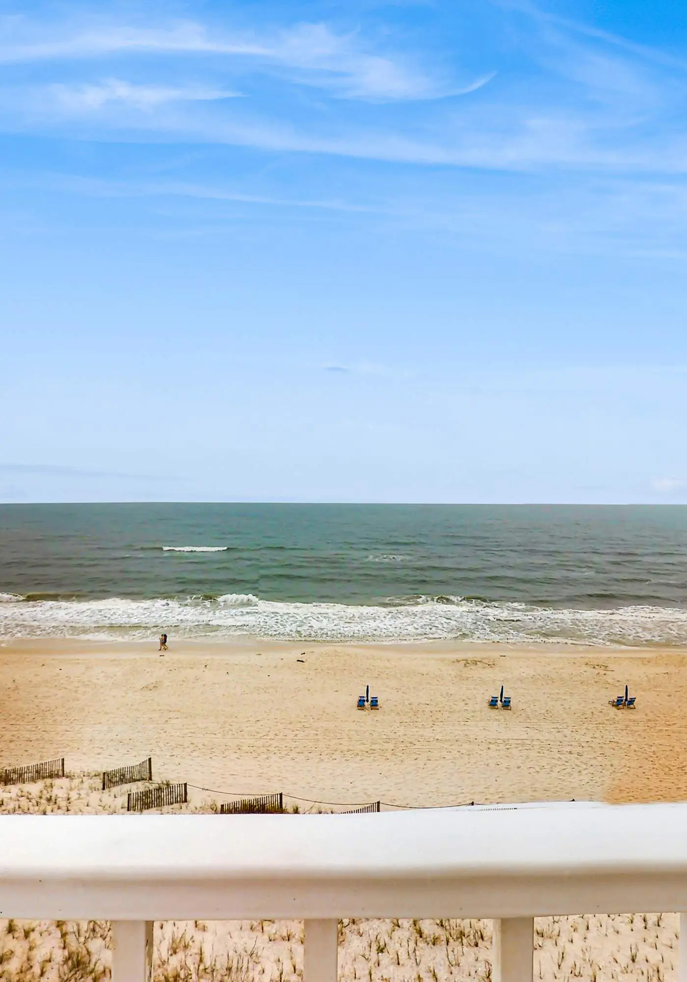 Corner Gulf/beachfront condo with pool, hot tub, sauna, & private balcony
