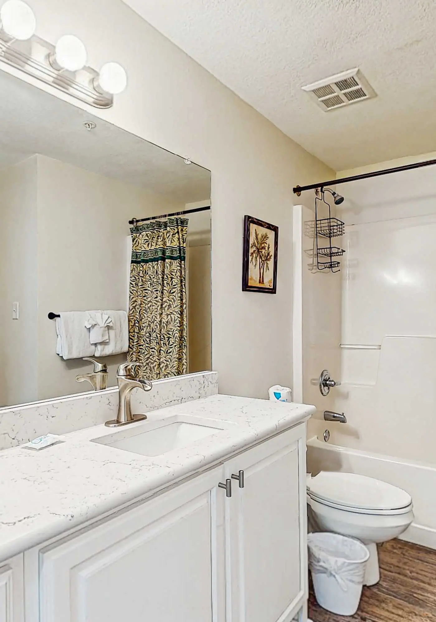 Corner Gulf/beachfront condo with pool, hot tub, sauna, & private balcony