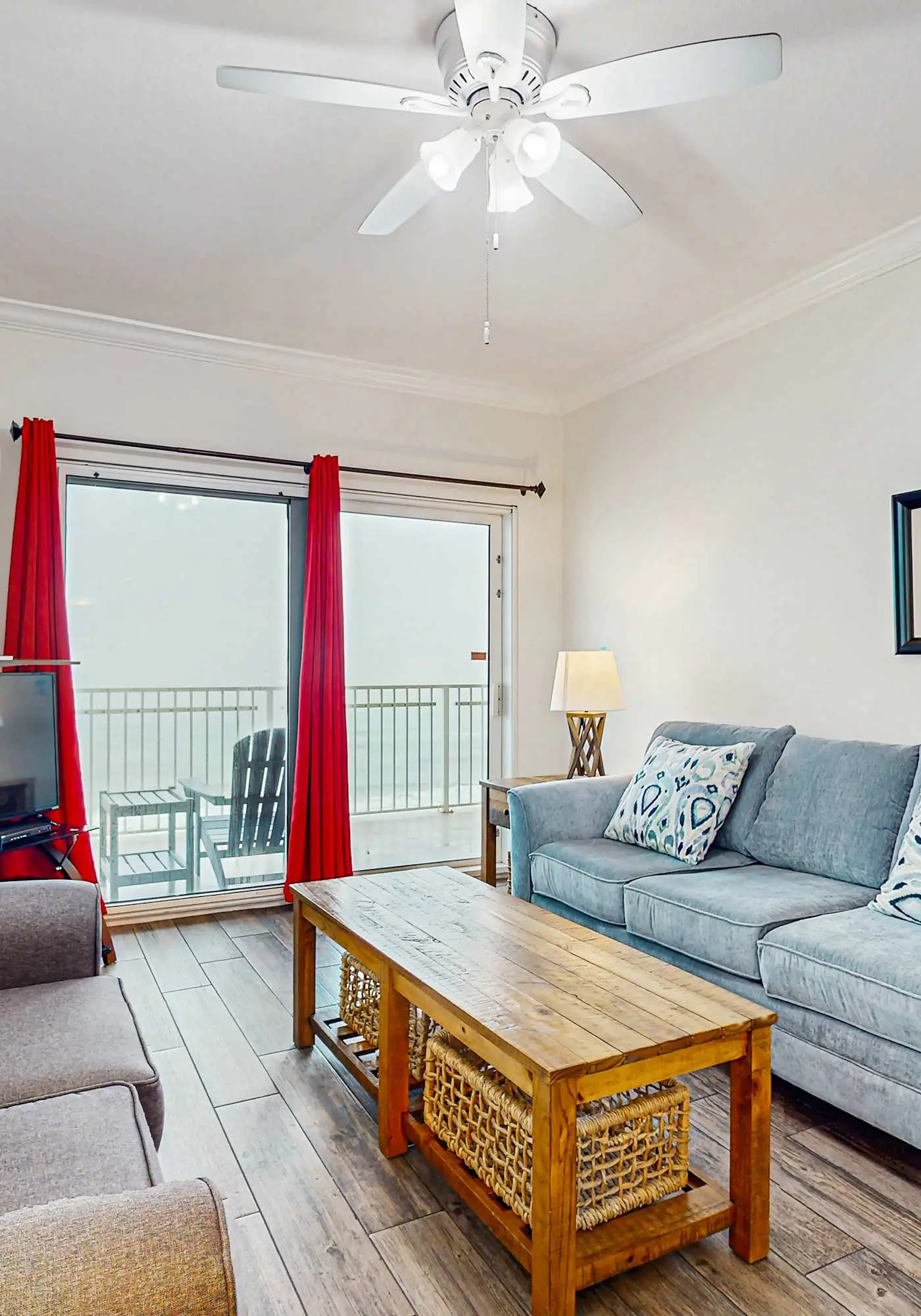 Corner Gulf/beachfront condo with pool, hot tub, sauna, & private balcony