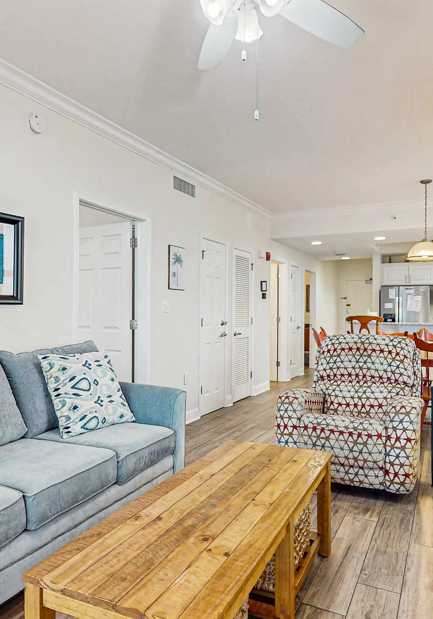 Corner Gulf/beachfront condo with pool, hot tub, sauna, & private balcony