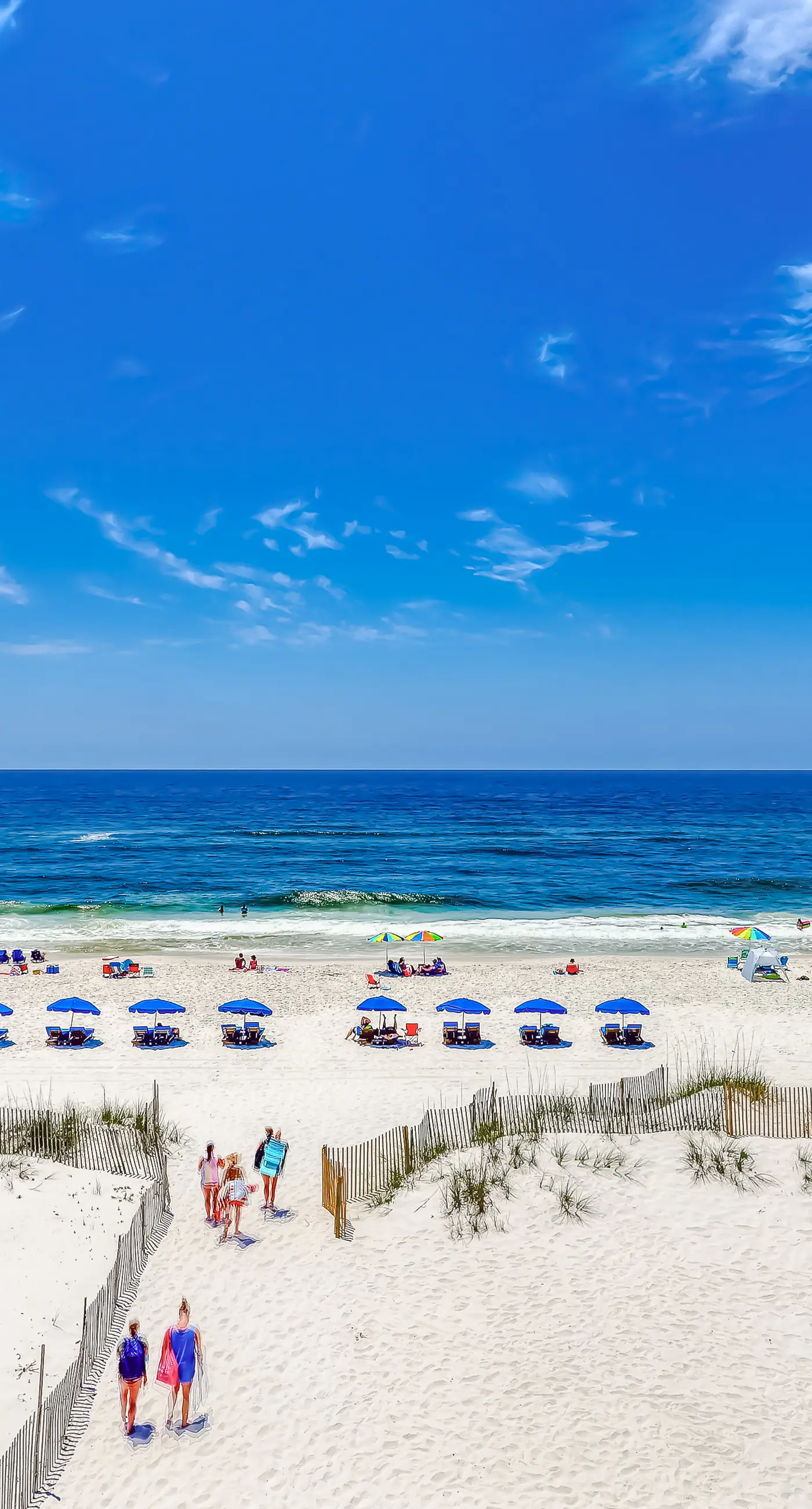 Upgraded beachfront condo with a pool, beach access & washer,dryer