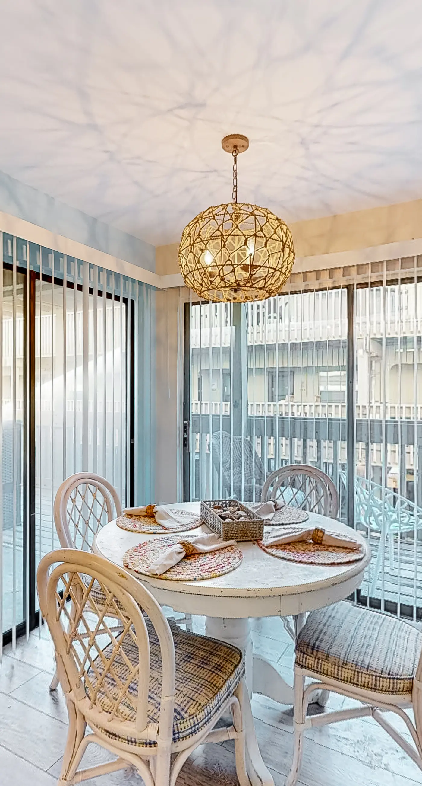 Upgraded beachfront condo with a pool, beach access & washer,dryer
