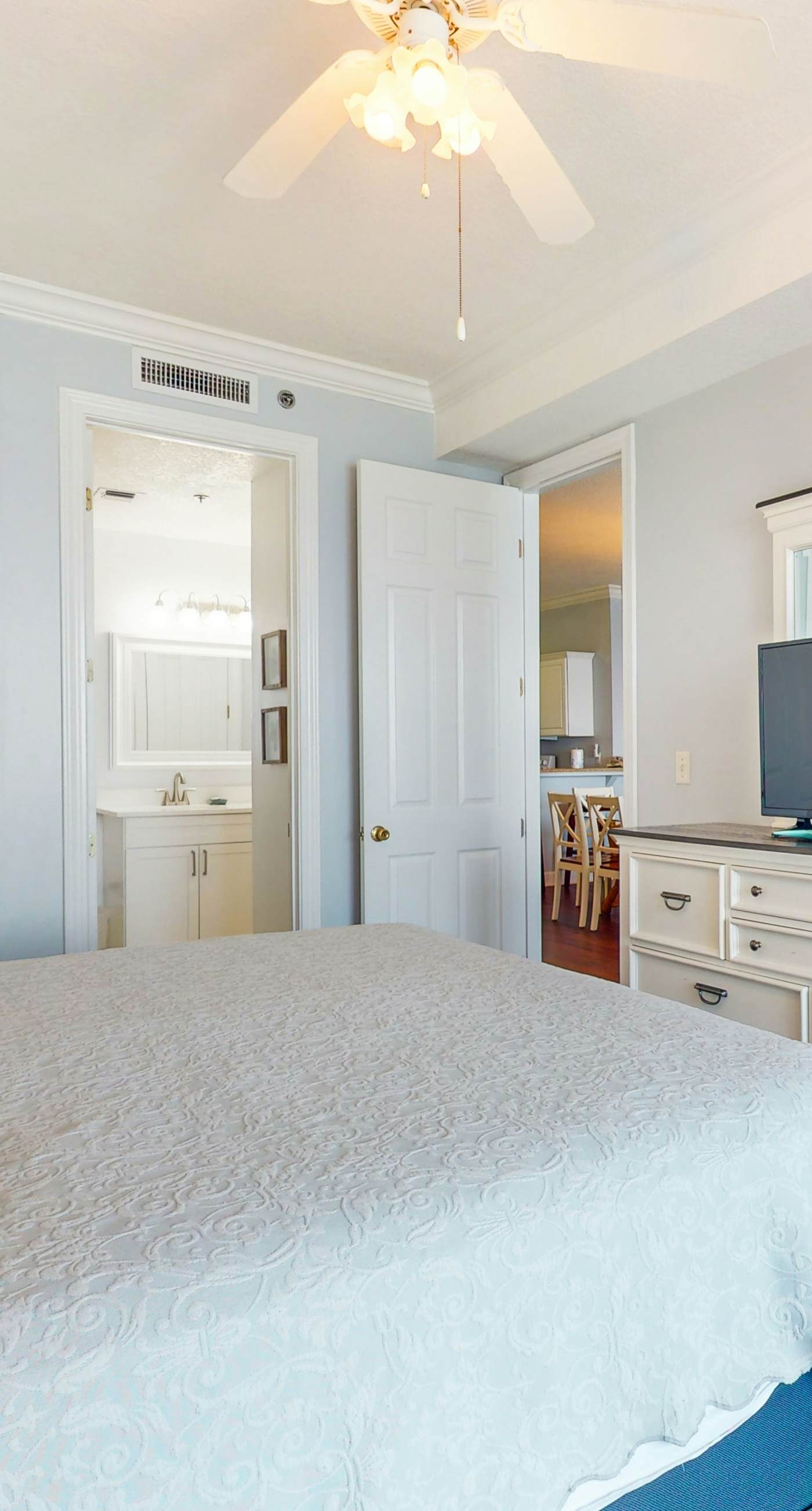 Beautiful Gulf Shores Home w/Shared Pool, Hot Tub, and Sauna + Free WiFi