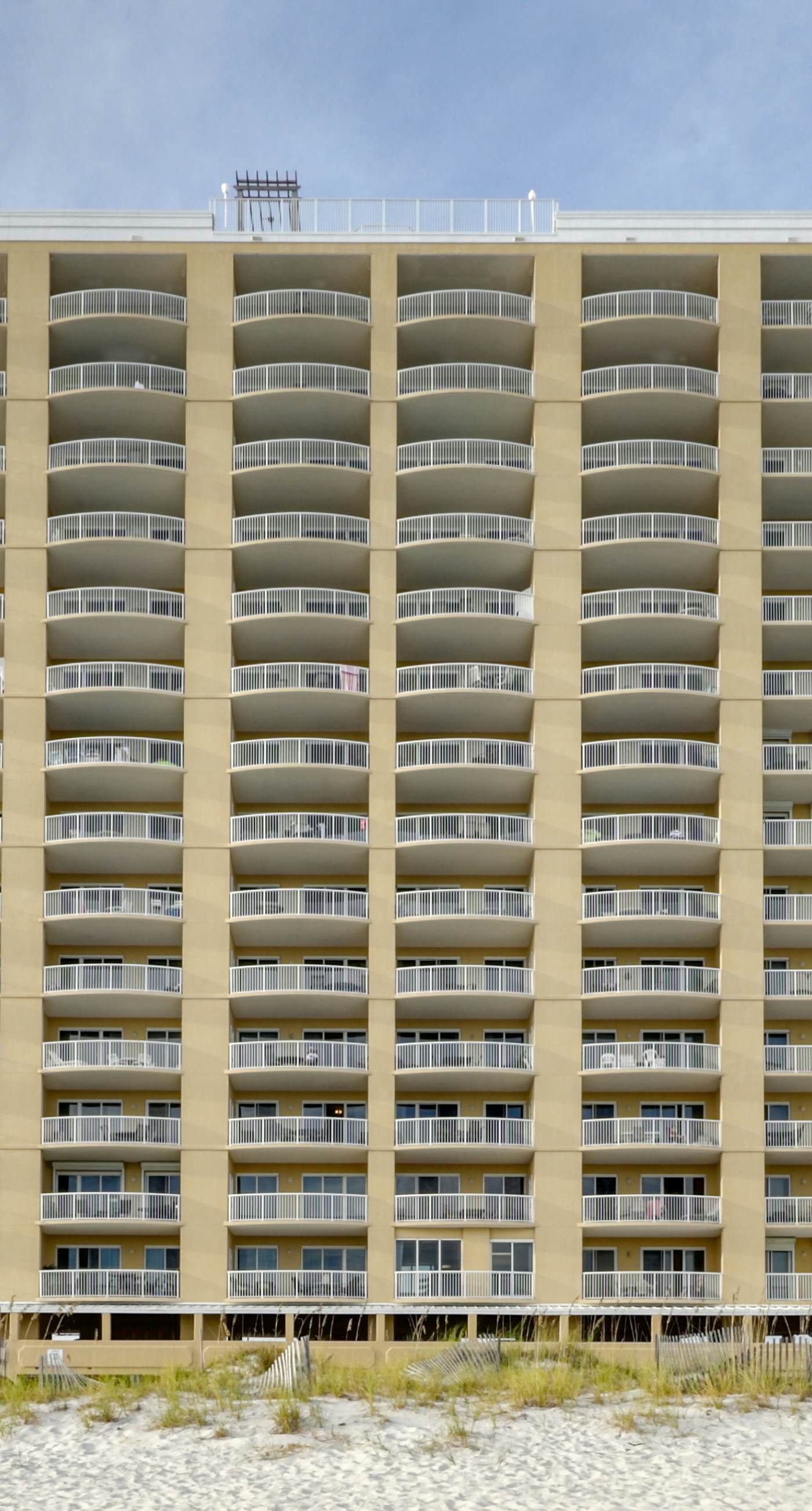 Beautiful Gulf Shores Home w/Shared Pool, Hot Tub, and Sauna + Free WiFi