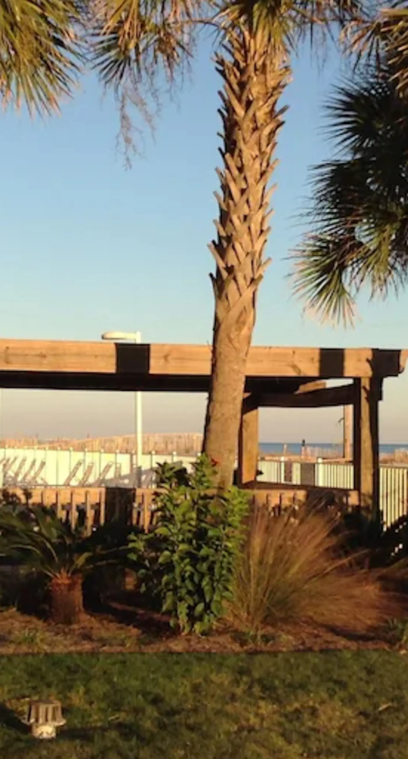 Gulf-front condo with furnished balcony, fast WiFi, pool & fitness room