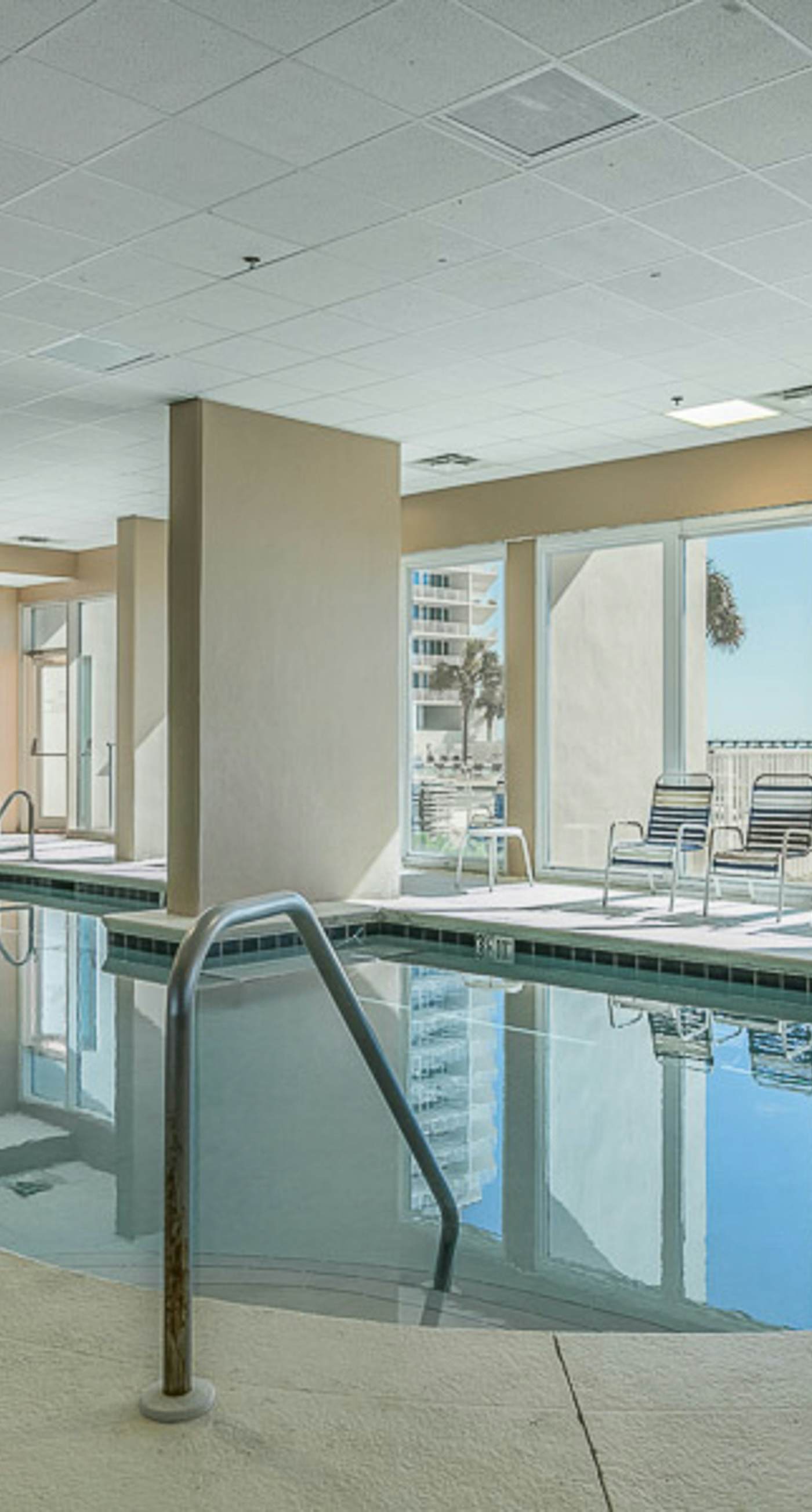 Coastal Condo w/ Balcony & Shared Pools/Hot Tubs/Gym and Gulf views