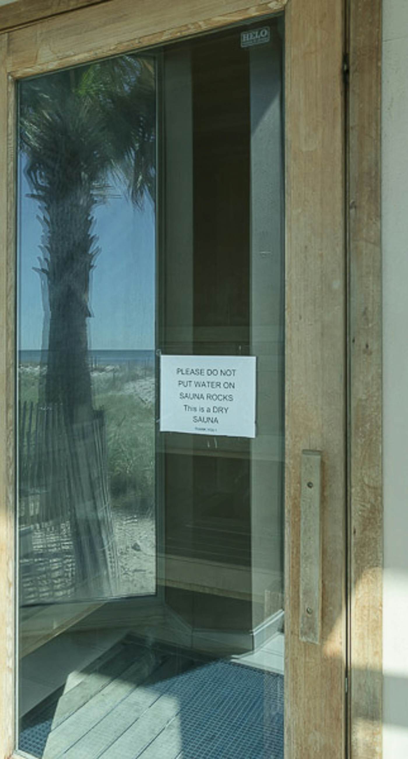 Coastal Condo w/ Balcony & Shared Pools/Hot Tubs/Gym and Gulf views