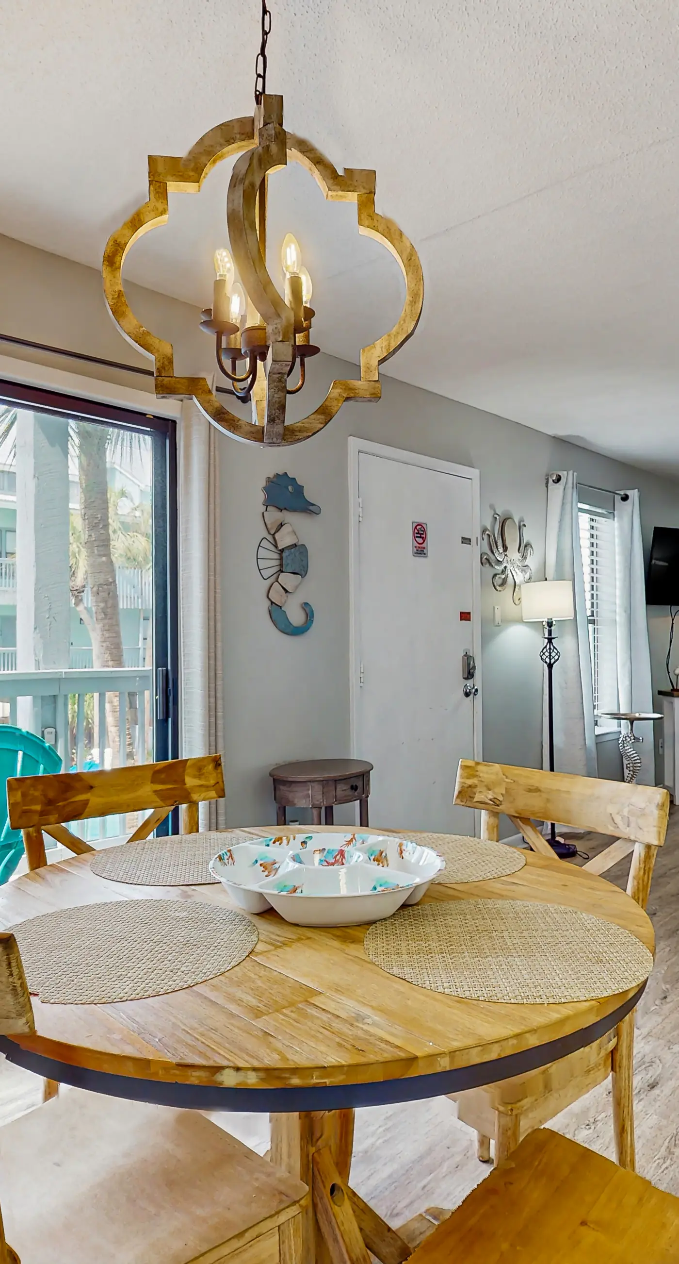 Second Floor Condo with Shared Pool, Fast WiFi, Central AC, and Full Kitchen