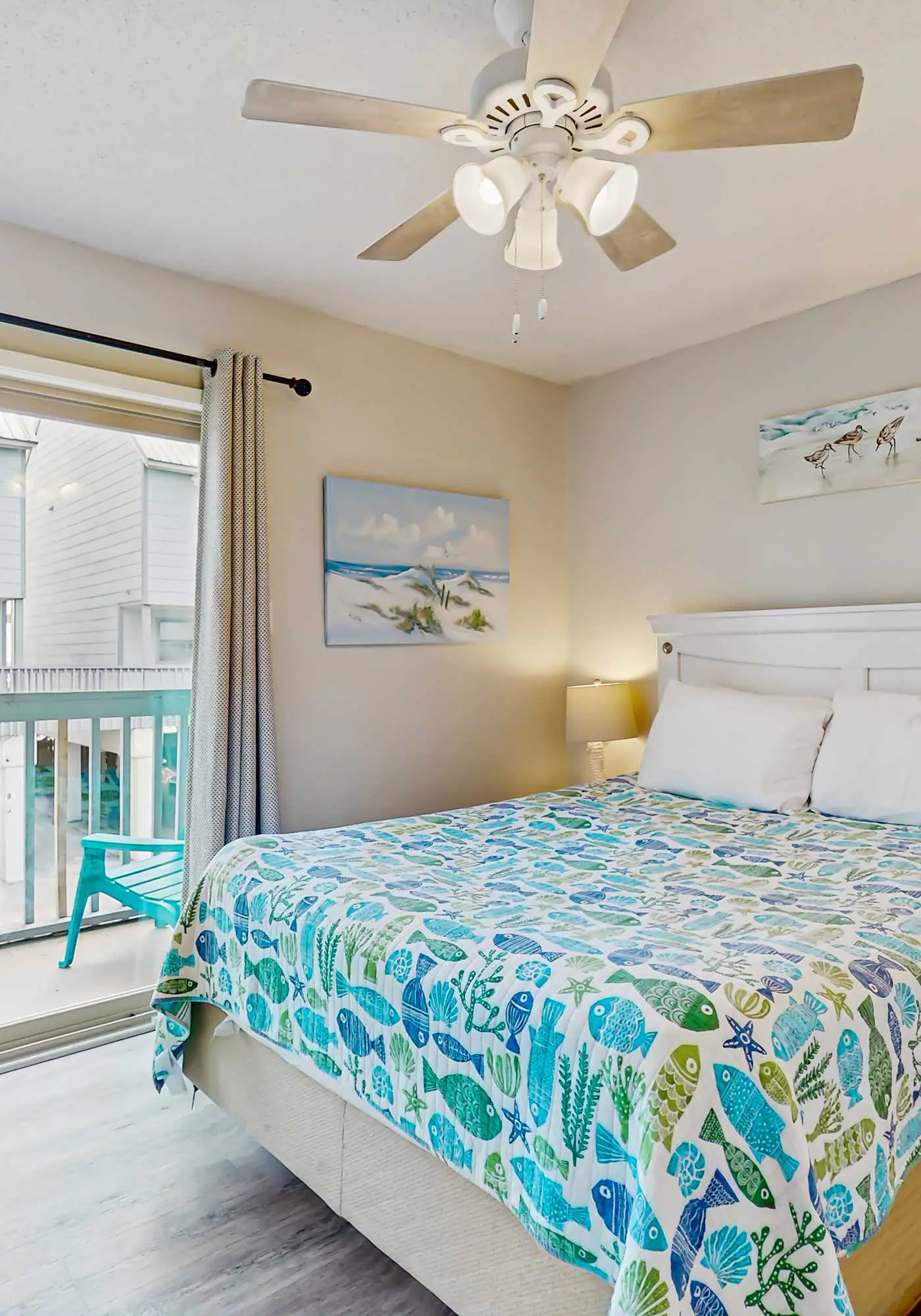 Second Floor Condo with Shared Pool, Fast WiFi, Central AC, and Full Kitchen