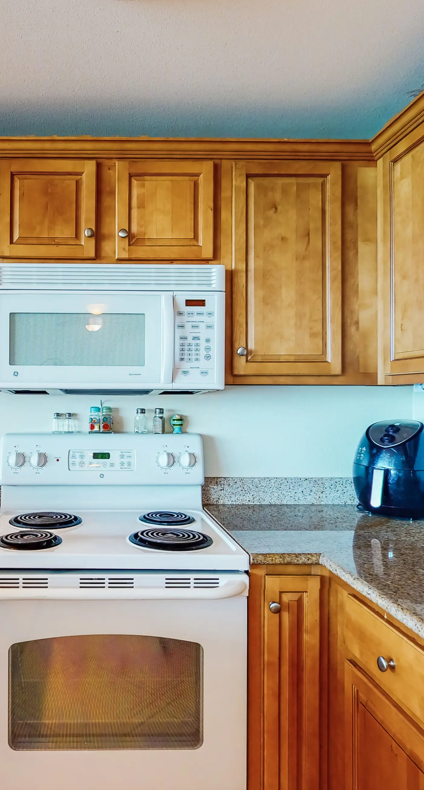 Gulf-view getaway with on-site pool, hot tub, sauna, and fitness center