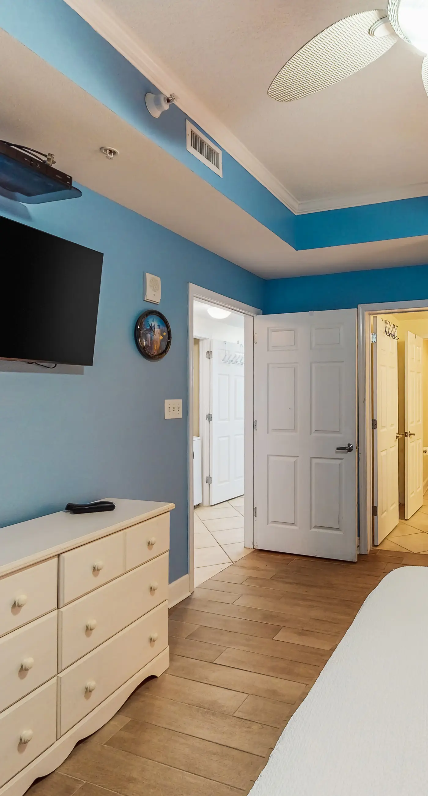 Gulf-view getaway with on-site pool, hot tub, sauna, and fitness center