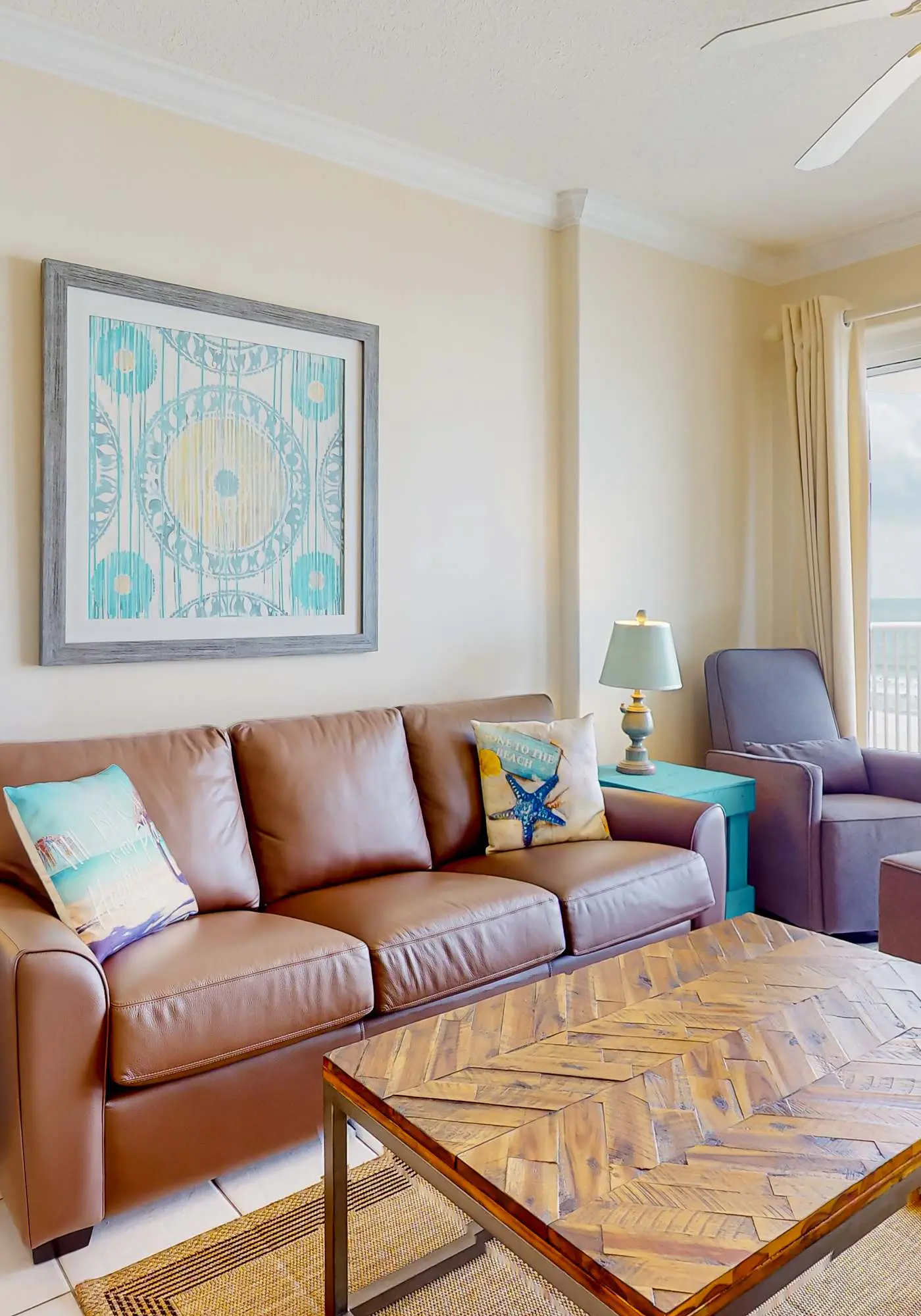 Beachfront corner condo with amazing Gulf views, balcony, pools & hot tubs