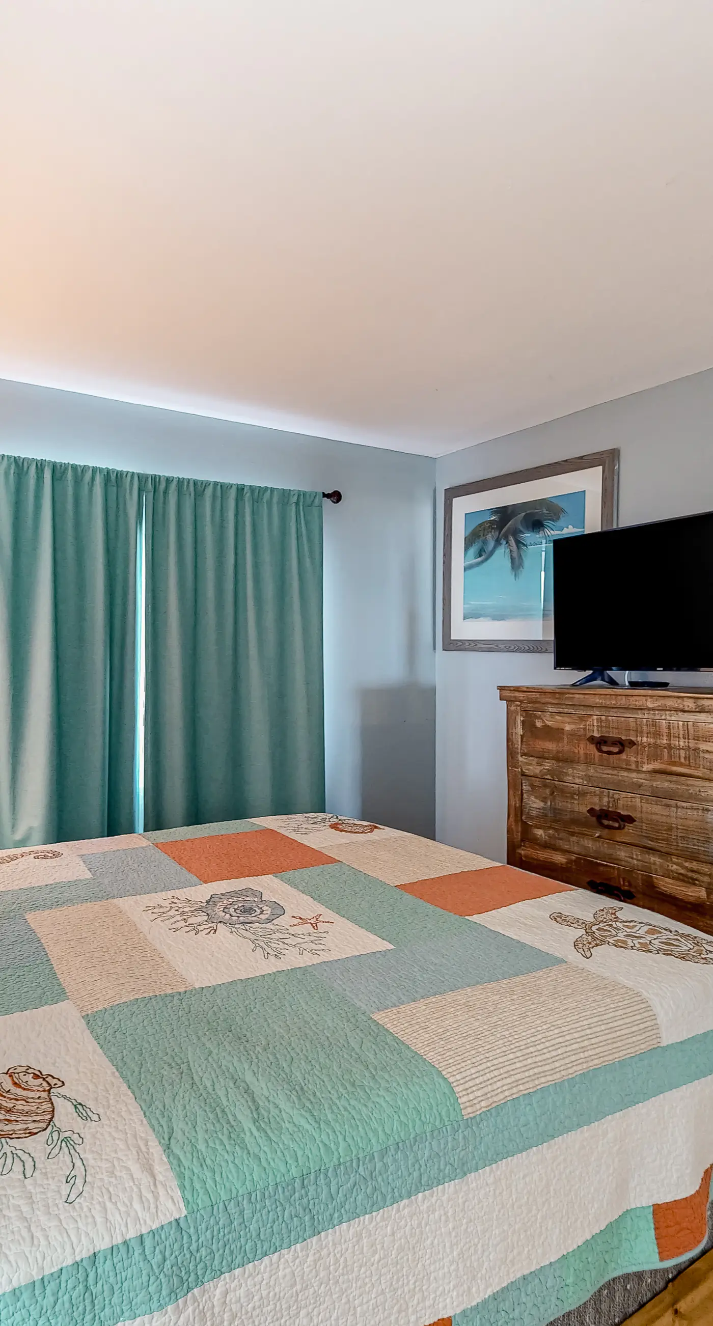 Gulf-view condo with 4 pools, hot tubs, beach access, central AC, & washer/dryer