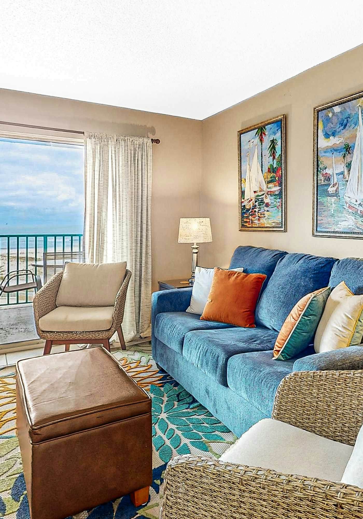 Beachfront condo with Gulf views, pools, hot tubs, tennis, & balcony