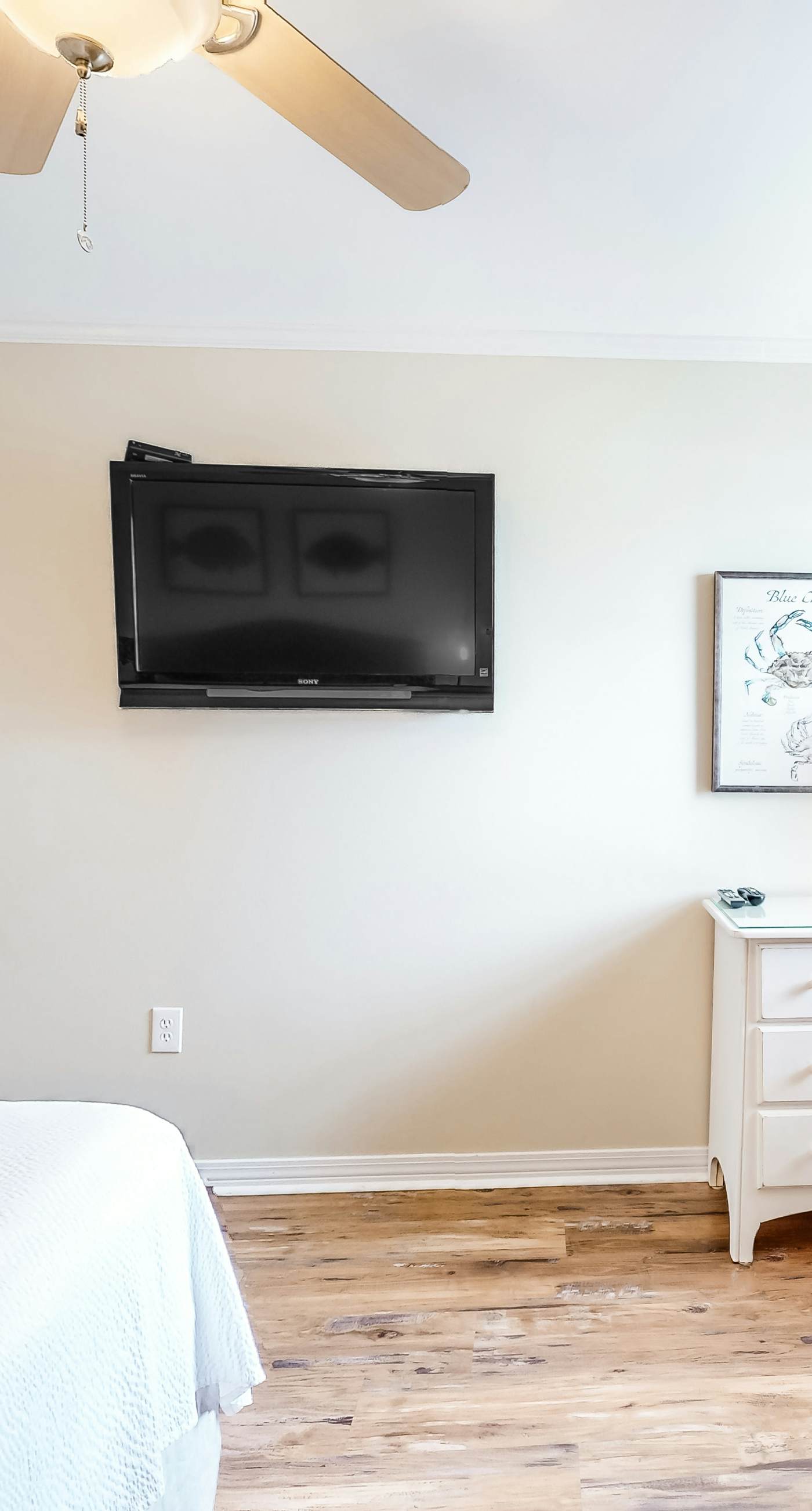 Lagoon-view duplex with free WiFi, deck, & private washer/dryer - dog-friendly