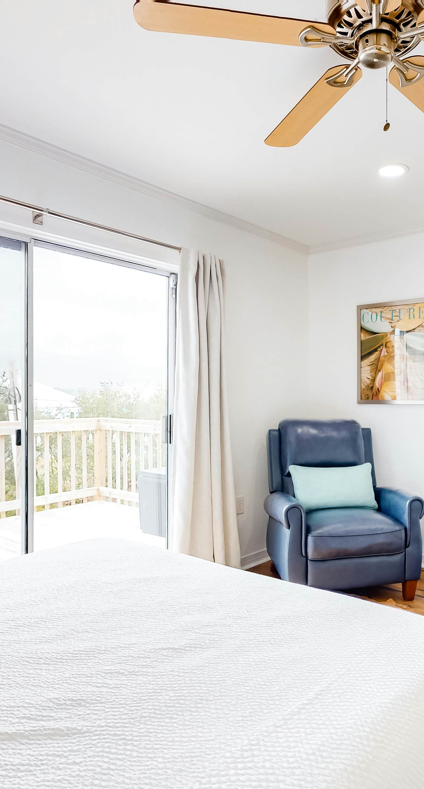 Lagoon-view duplex with free WiFi, deck, & private washer/dryer - dog-friendly