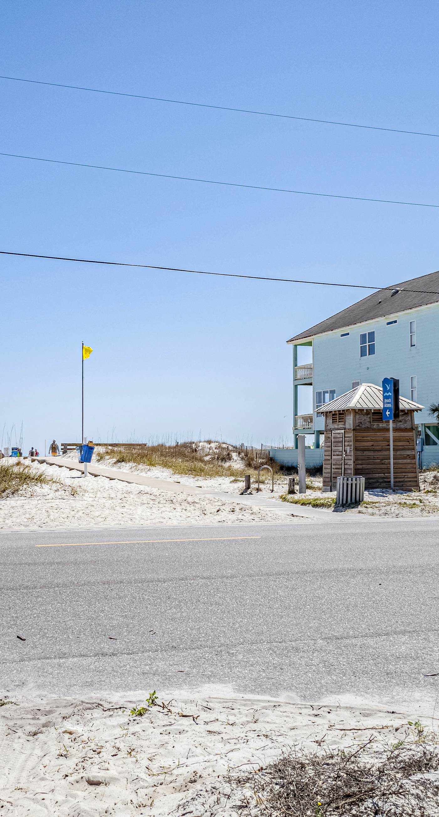 Lagoon-view duplex with free WiFi, deck, & private washer/dryer - dog-friendly