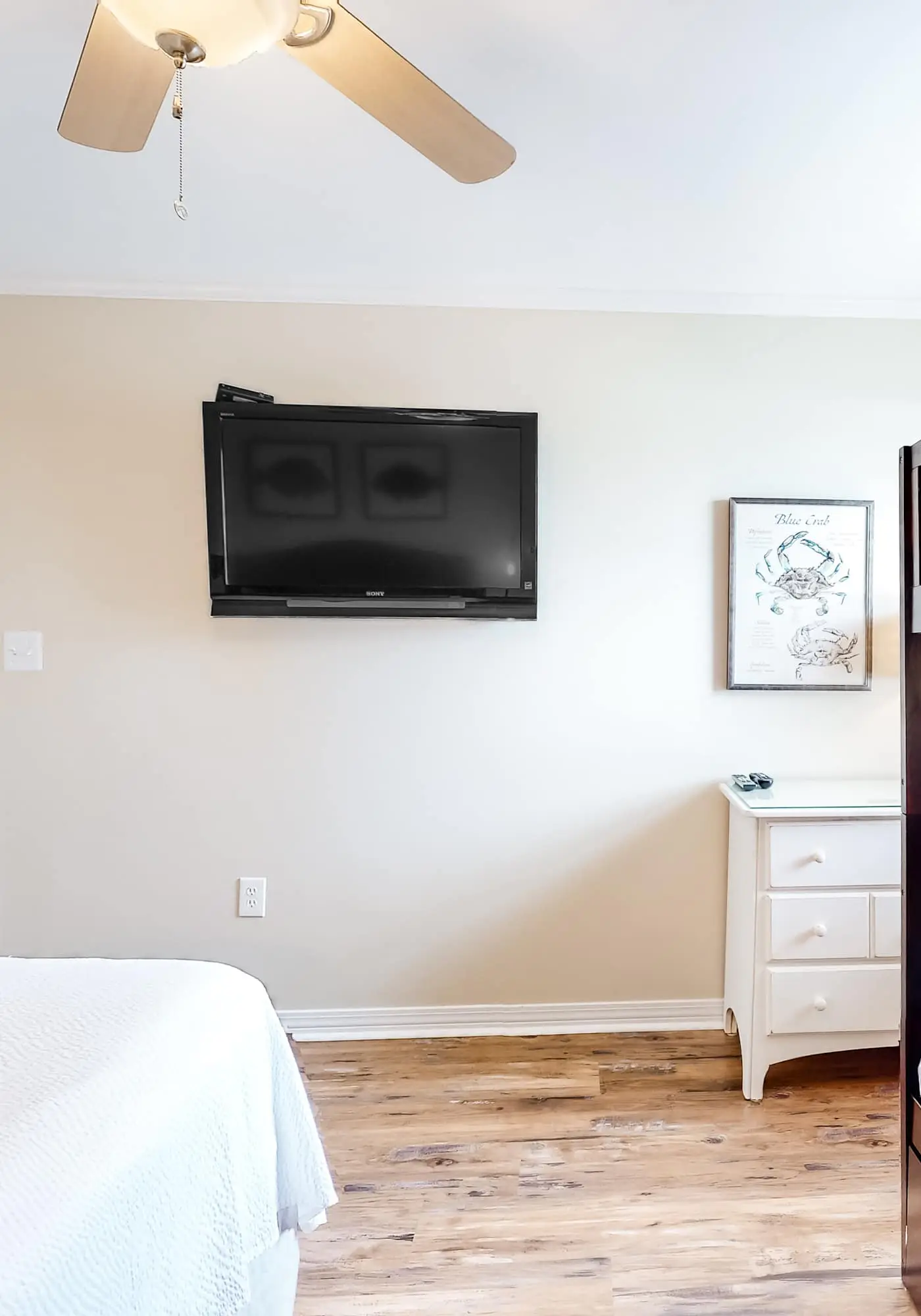Lagoon-view duplex with free WiFi, deck, & private washer/dryer - dog-friendly