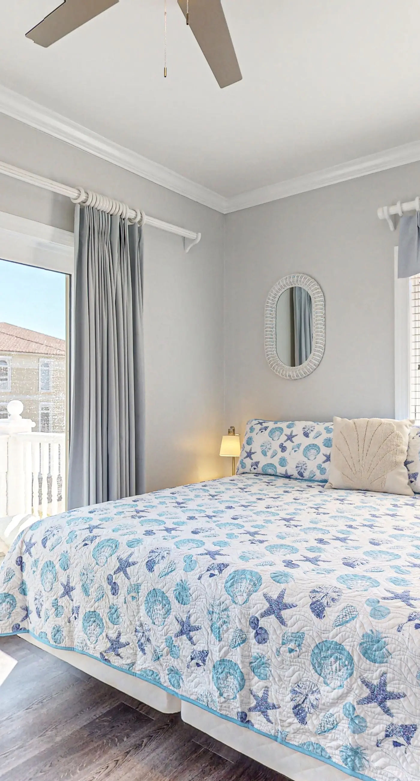 Dog-friendly home with beach access, outdoor pool, and tennis - gated community