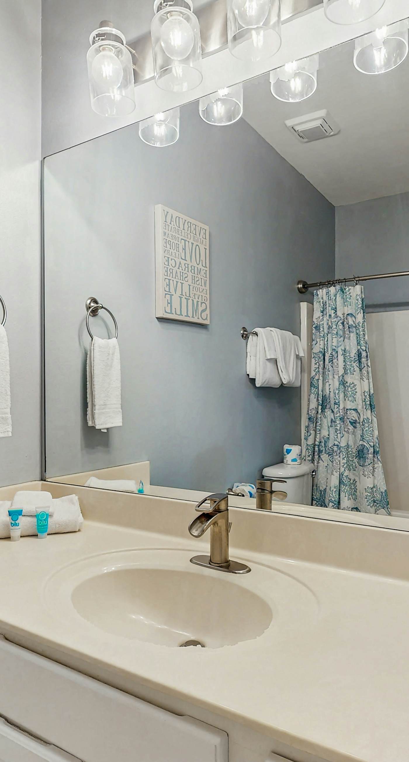 Spacious condo with pool & screened porch