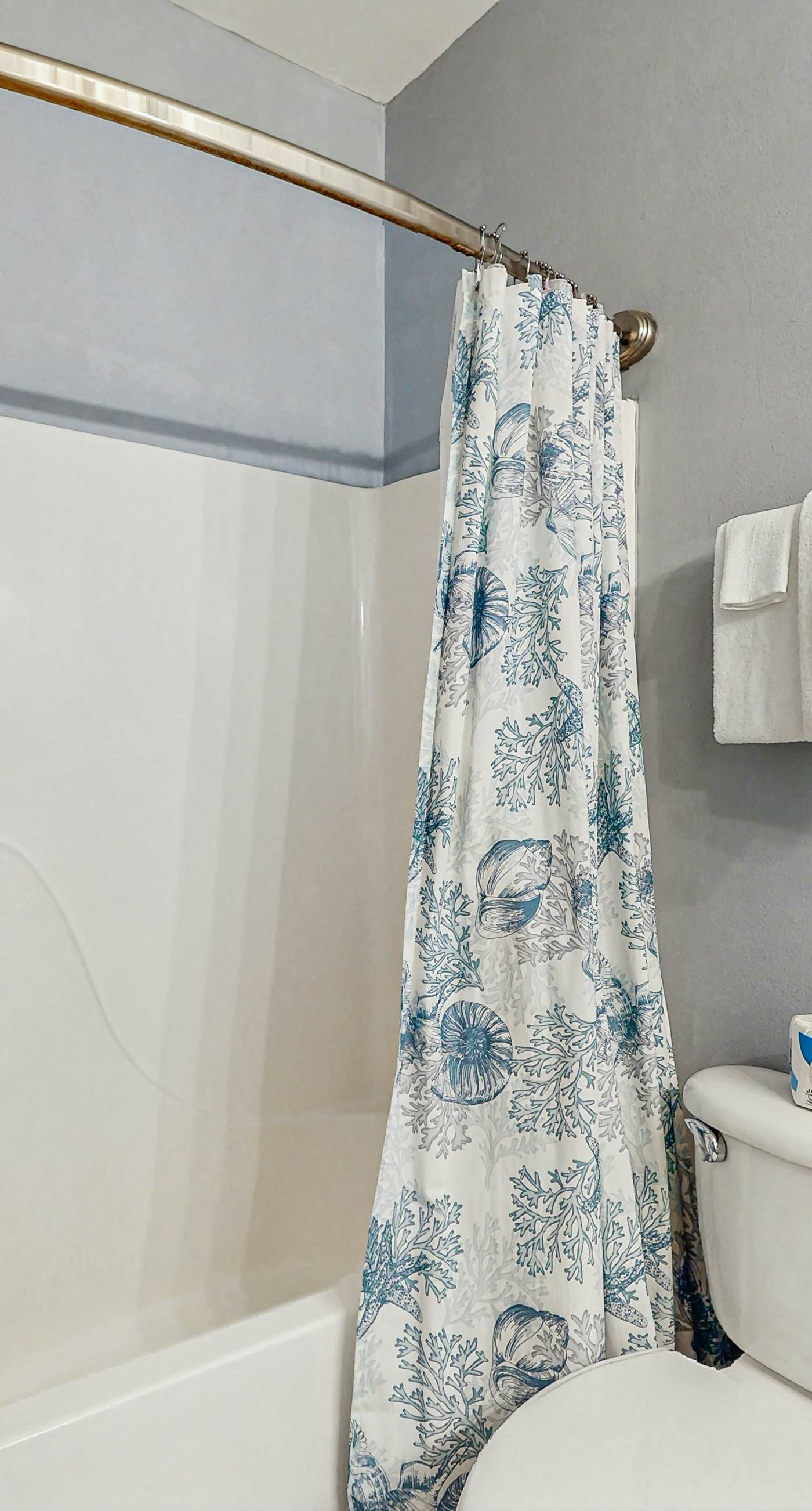 Spacious condo with pool & screened porch