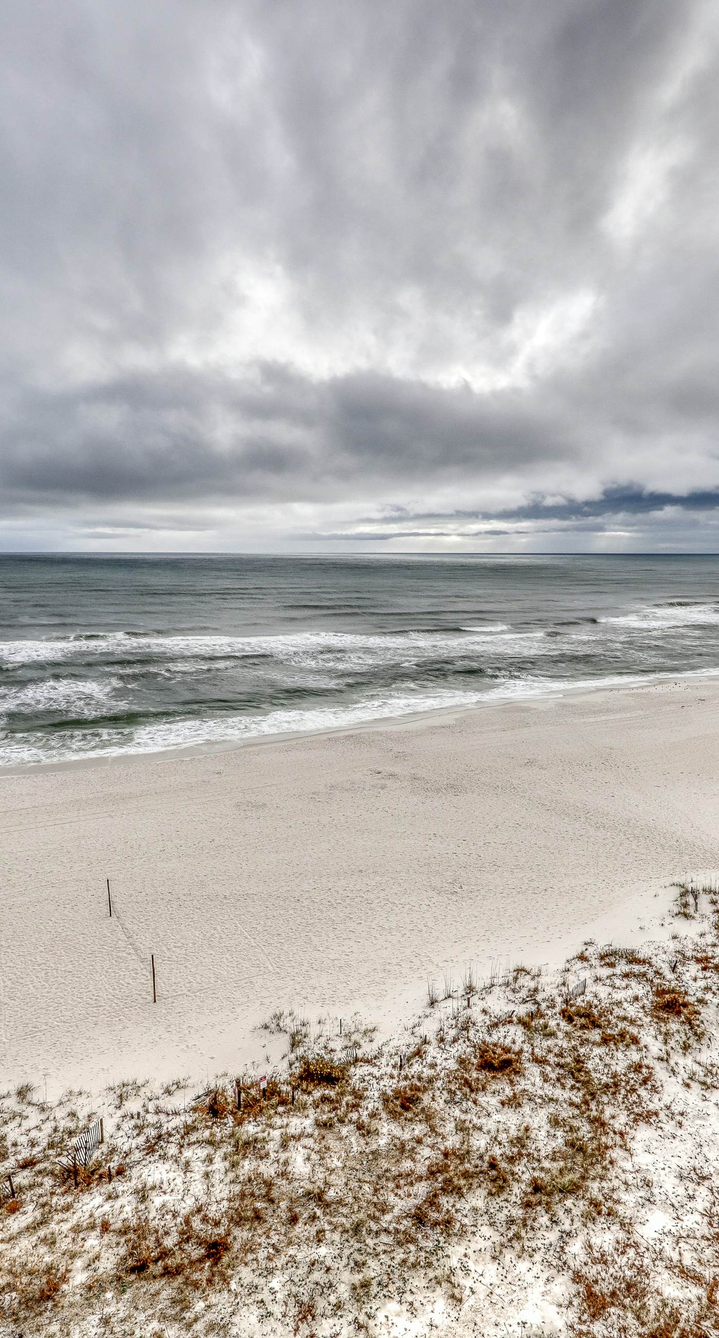 Waterfront condo w/ open layout, Gulf views, indoor & outdoor pools, & hot tub
