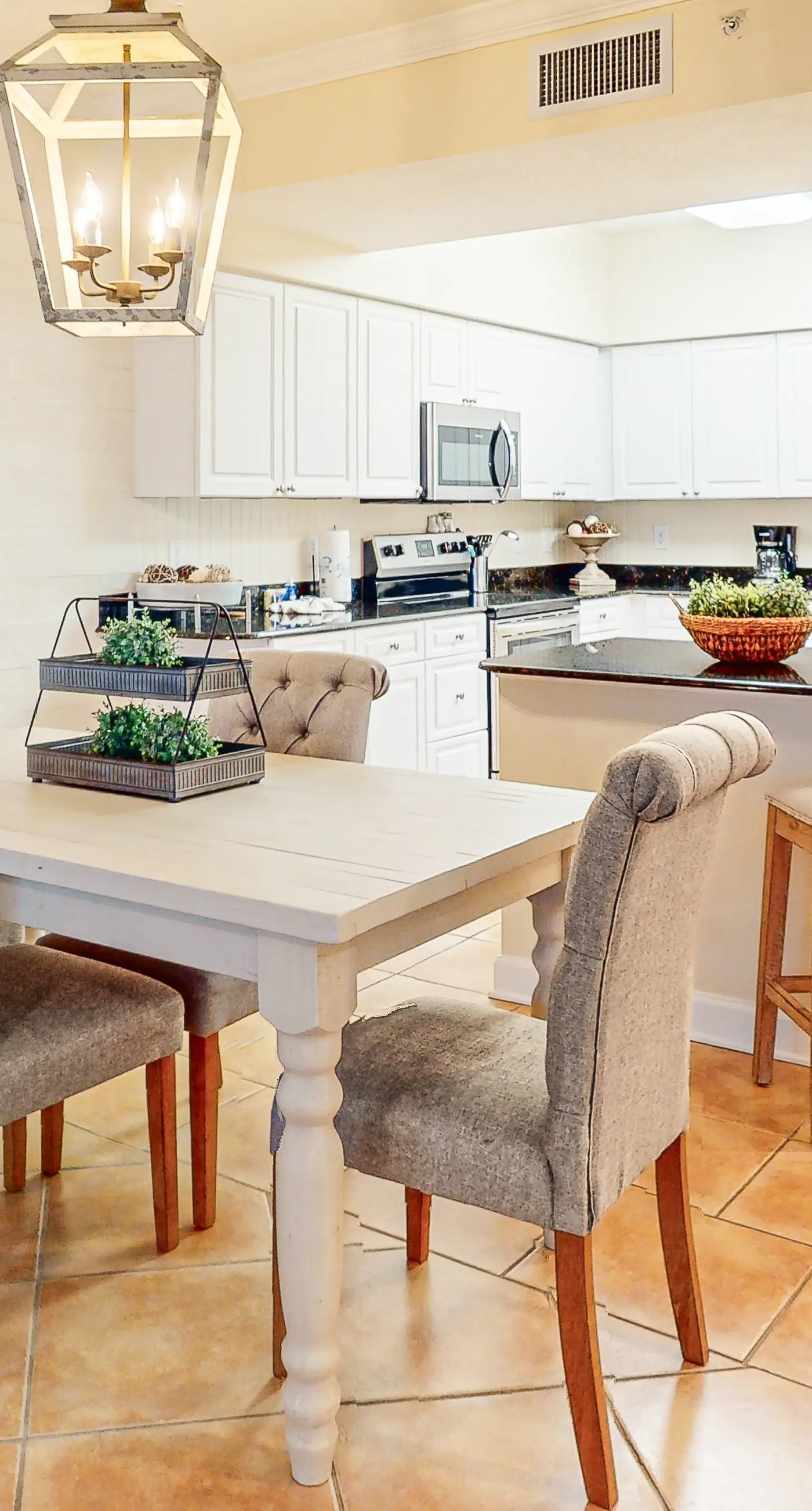 Bold & Bright Beachfront Condo with Resort Style  Pools, Sauna, Fitness Room, Private Balcony featuring amazing Views!