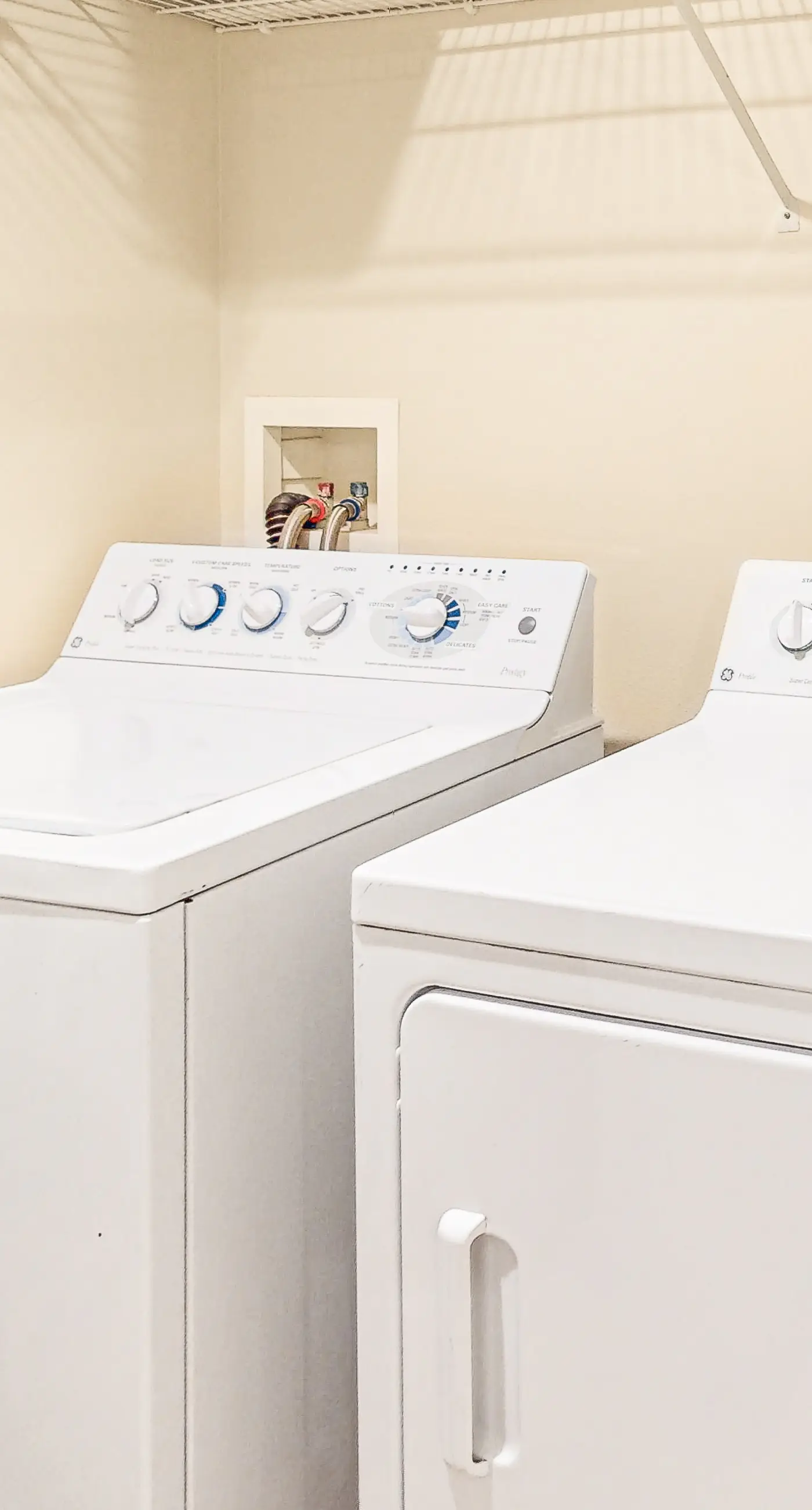 Bold & Bright Beachfront Condo with Resort Style  Pools, Sauna, Fitness Room, Private Balcony featuring amazing Views!